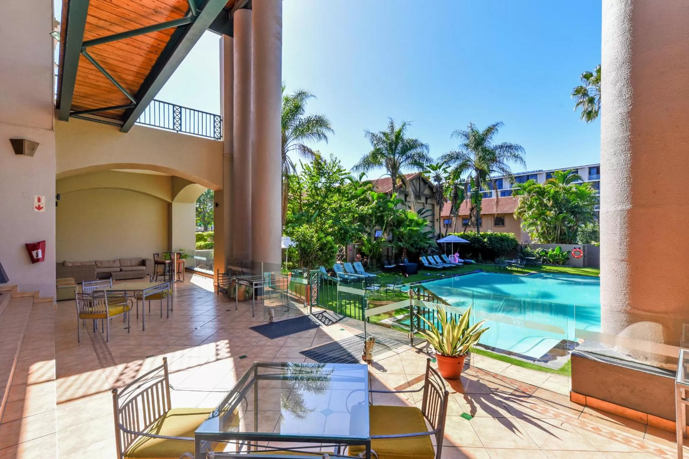 Swimming pool in Mercure Hotel Nelspruit