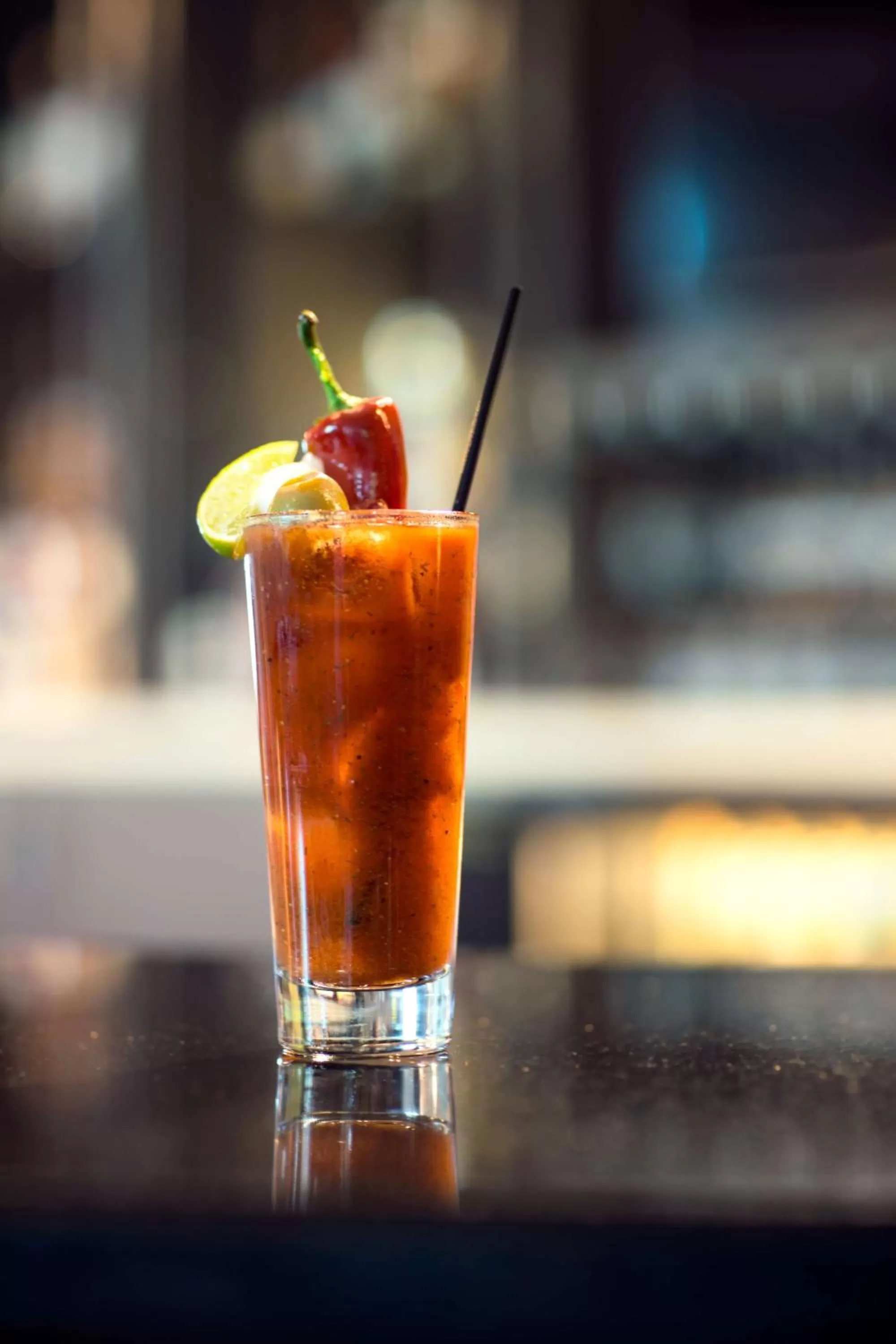 Lounge or bar in DoubleTree by Hilton San Francisco Airport North Bayfront