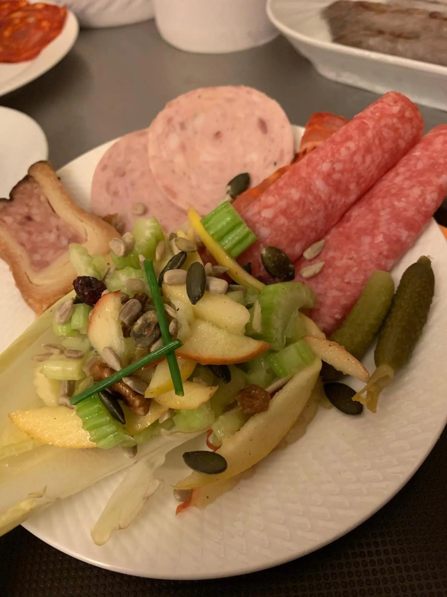 Restaurant/places to eat, Food in Comfort Hotel Orleans Sud