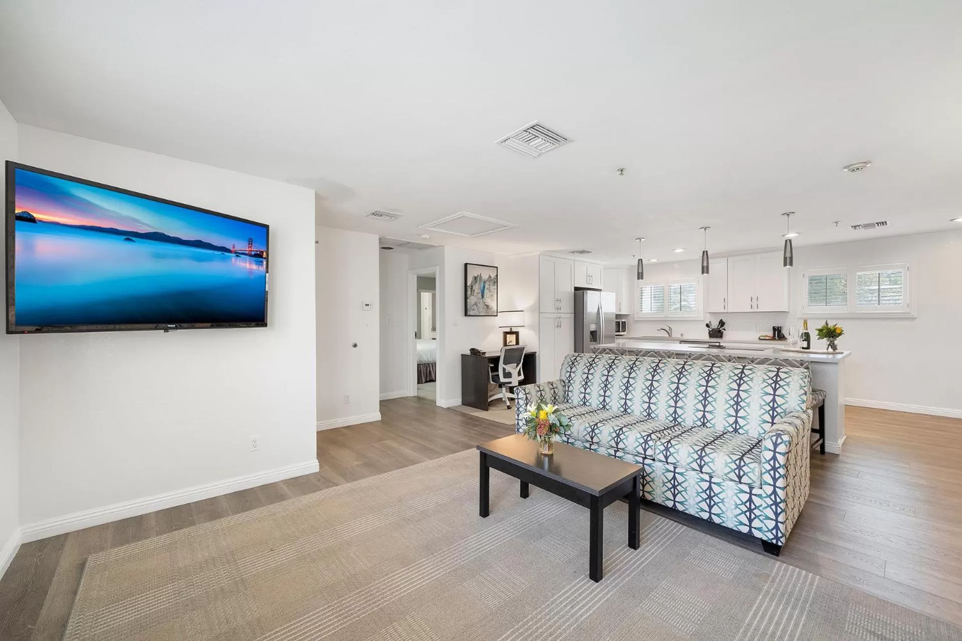 Living room in Casablanca Inn