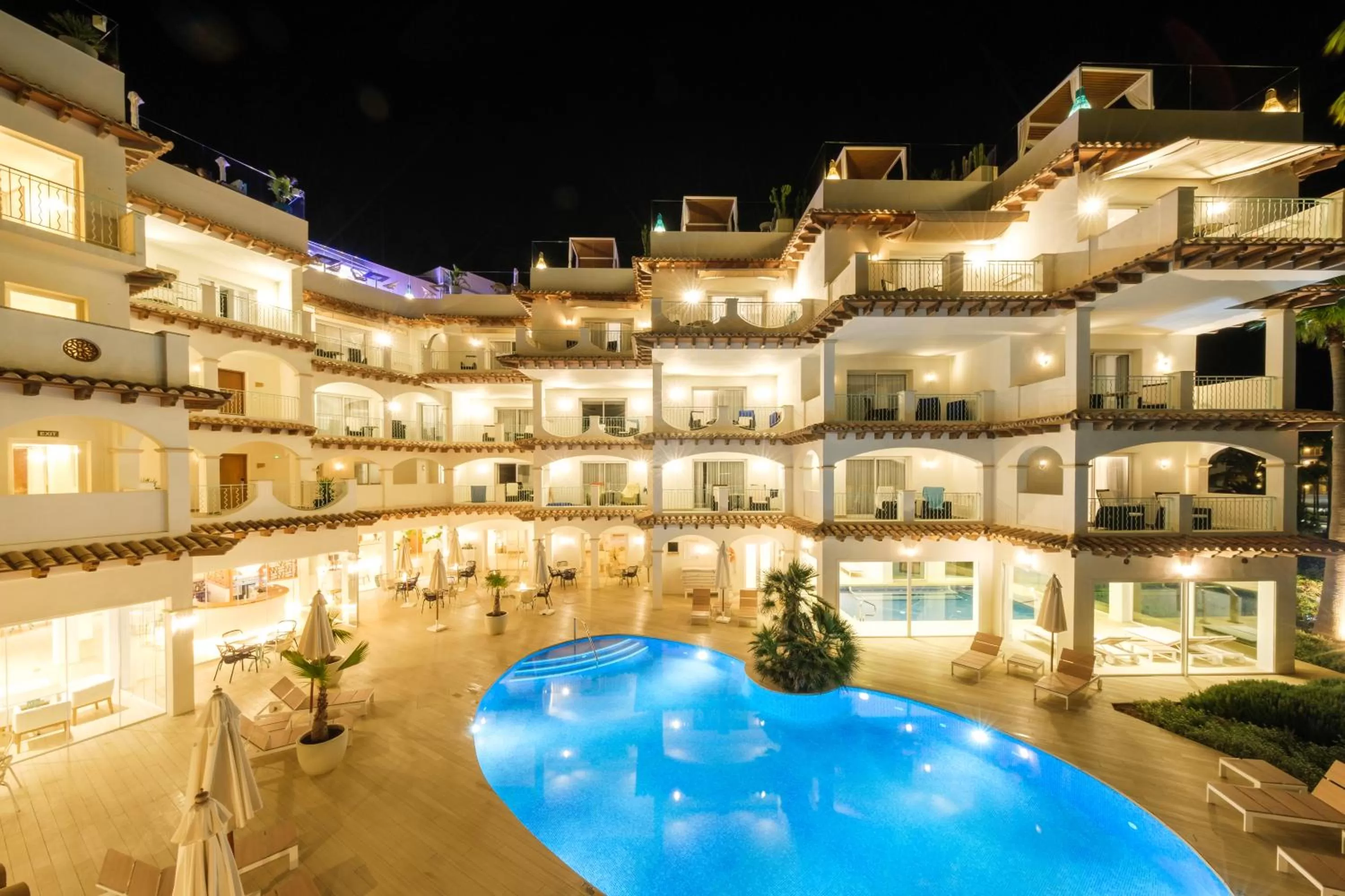 Property building in Hotel Villa Chiquita - Adults Only - Over 12