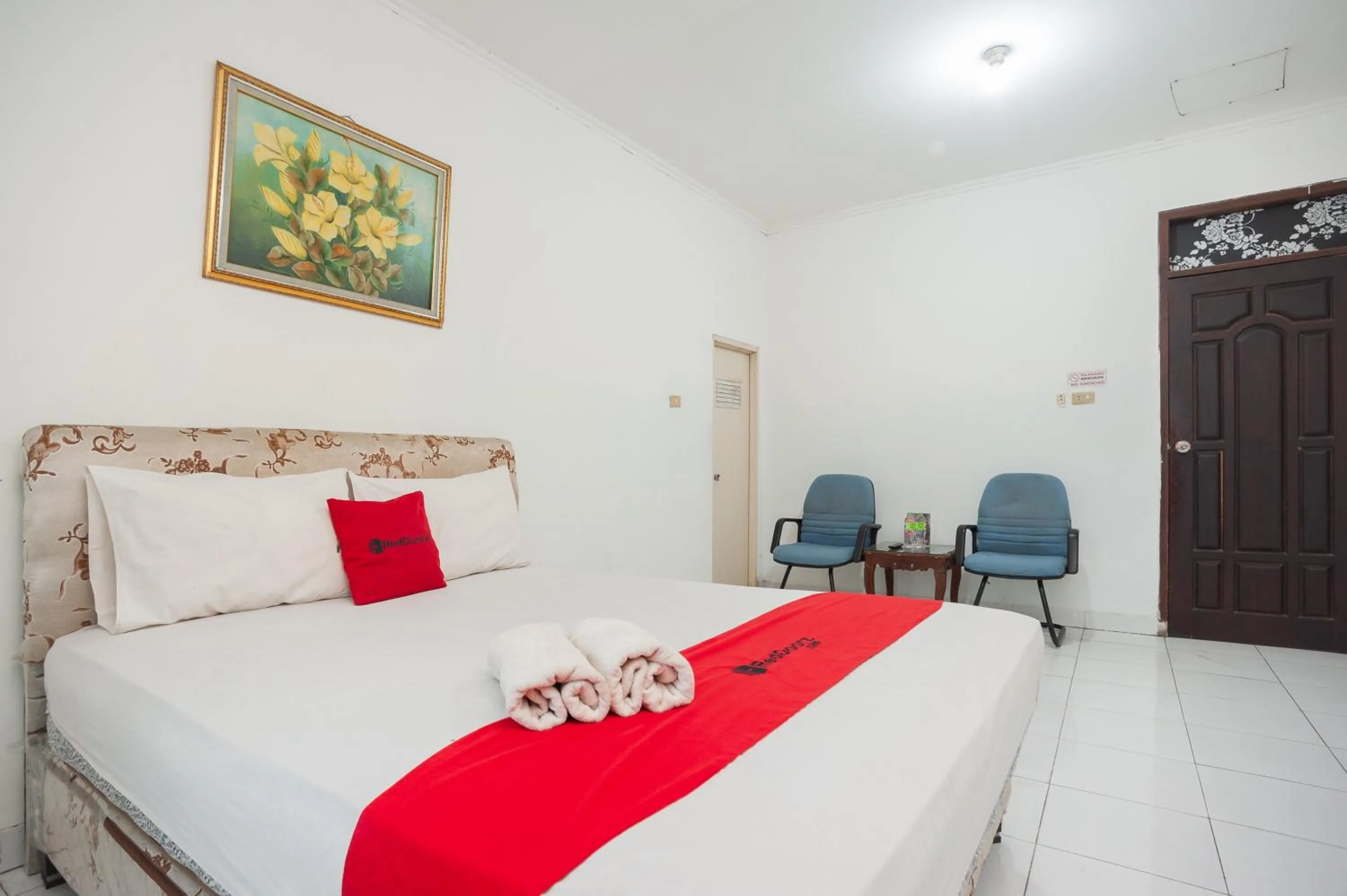 Bed in RedDoorz @ Jalan Diponegoro Lampung