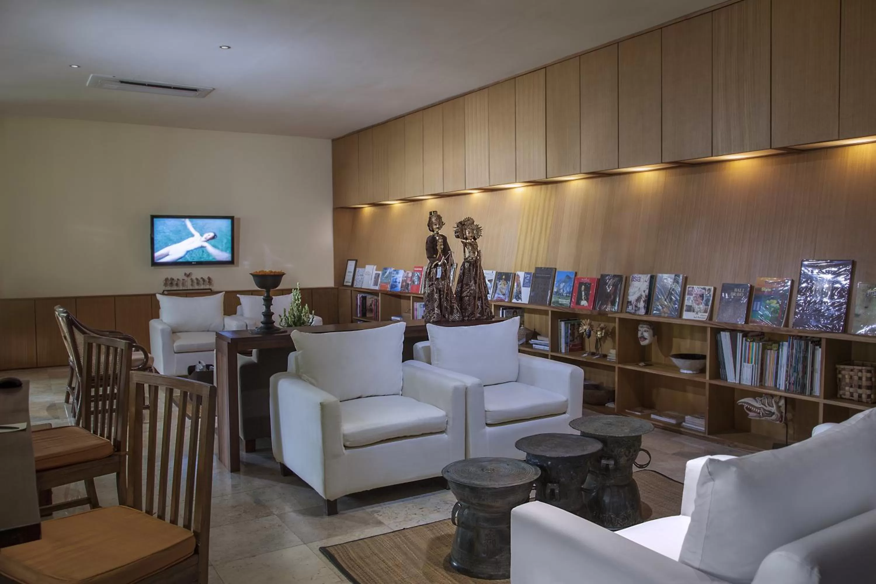 TV and multimedia in Komaneka at Bisma Ubud