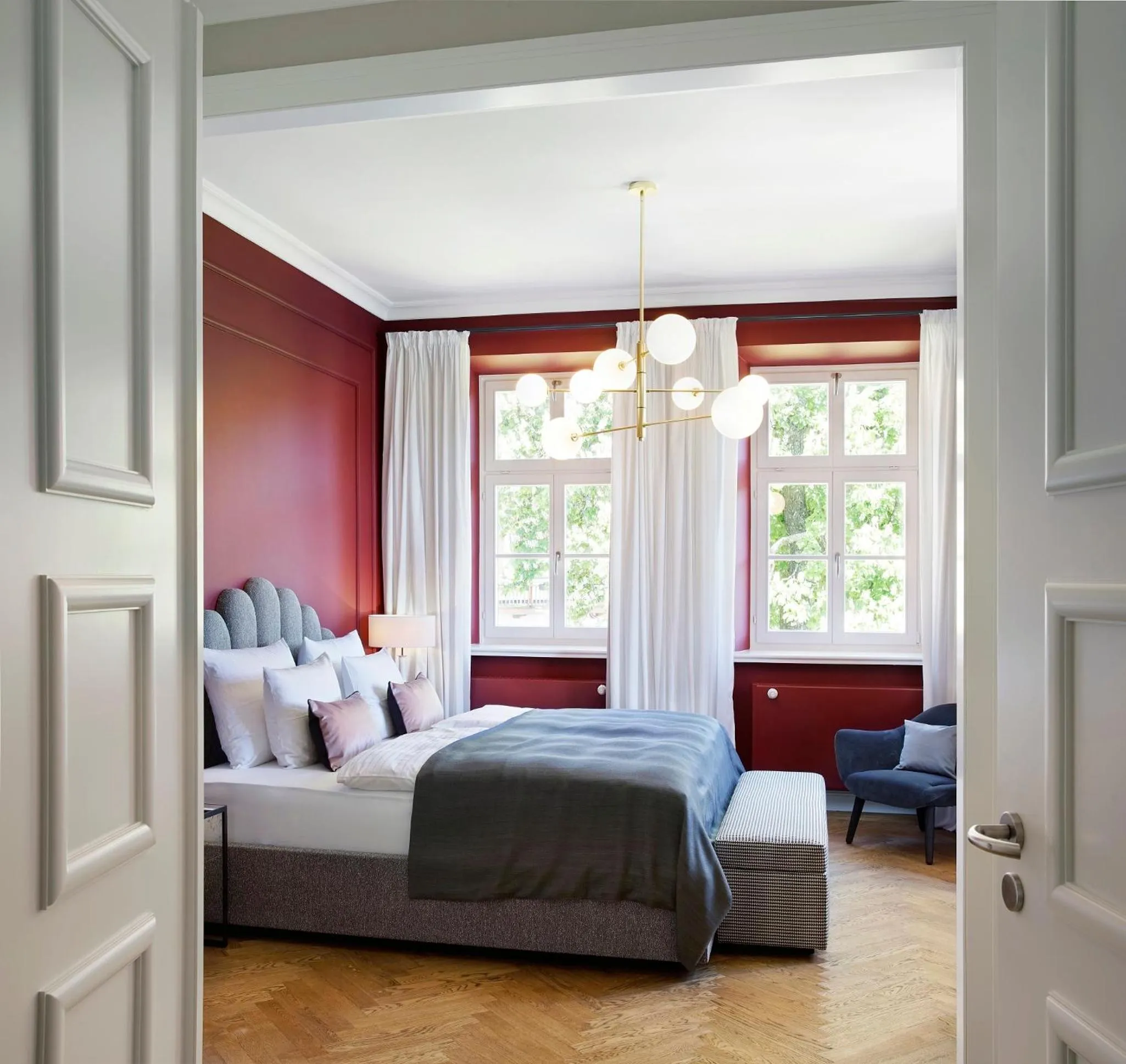 Photo of the whole room, Bed in Das Tegernsee