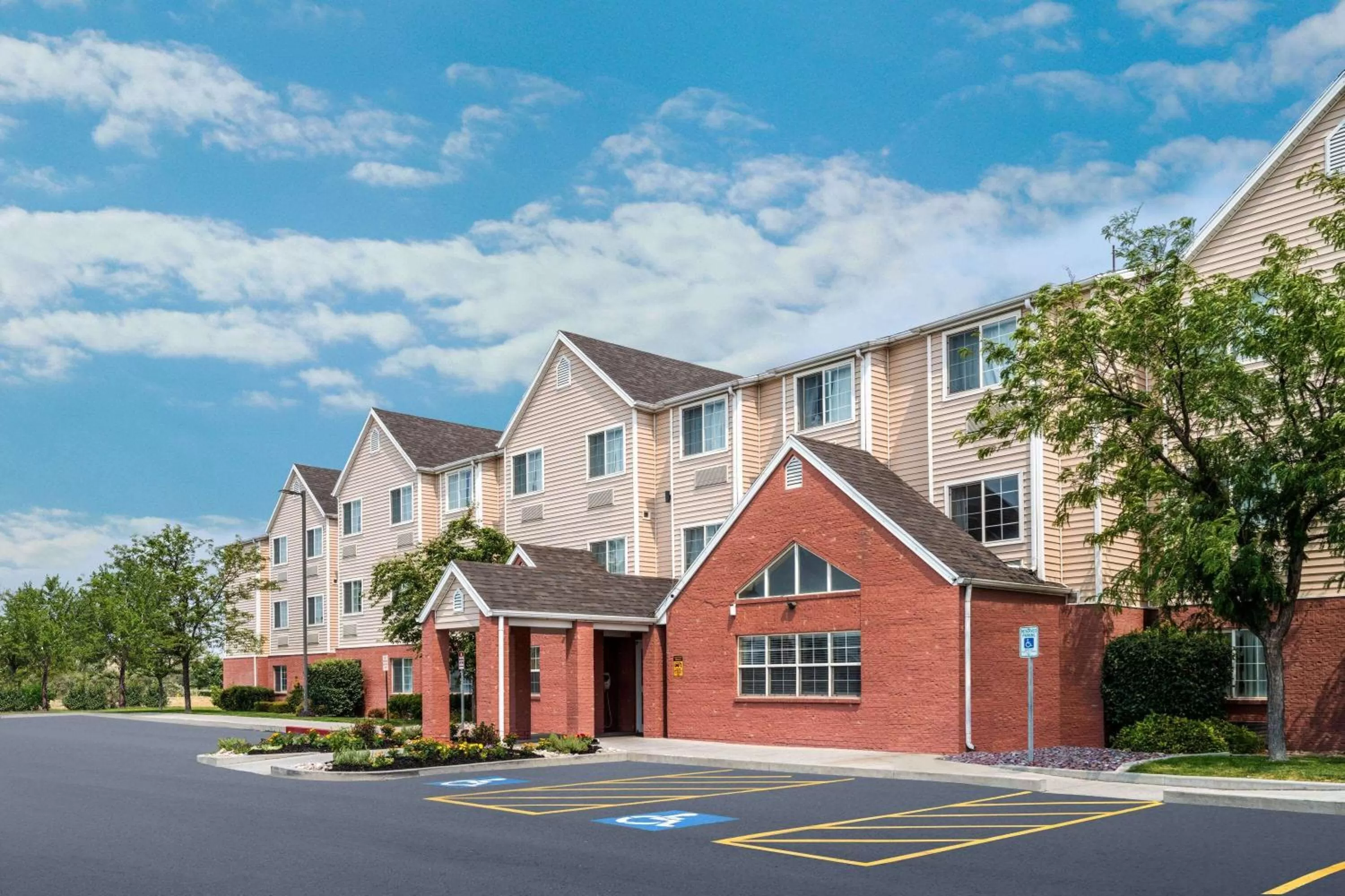 Property building in Microtel Inn & Suites by Wyndham Salt Lake City Airport