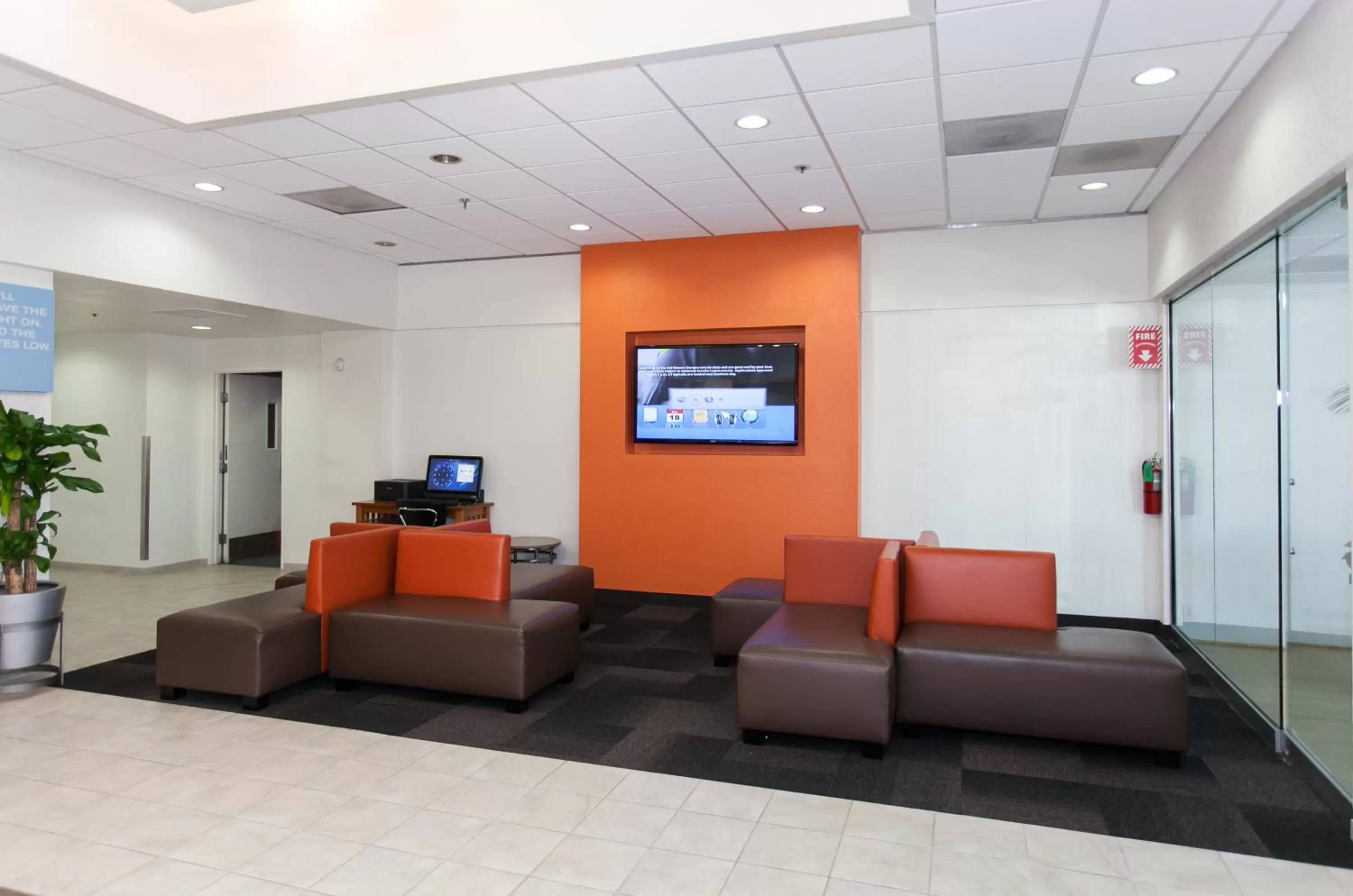 Lobby or reception in Motel 6-Los Angeles, CA - Los Angeles - LAX