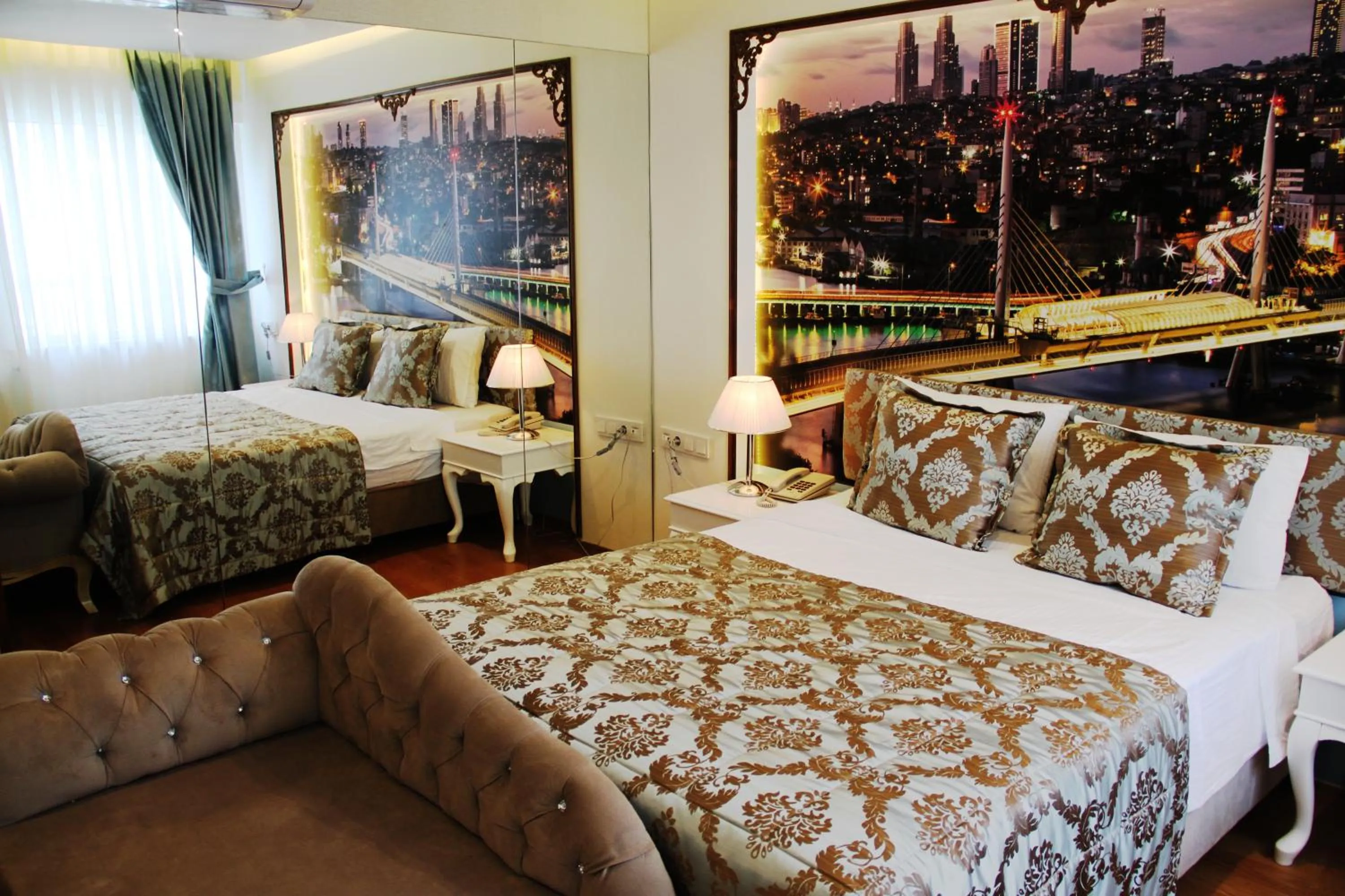 Photo of the whole room, Bed in Elite Marmara Bosphorus&Suites