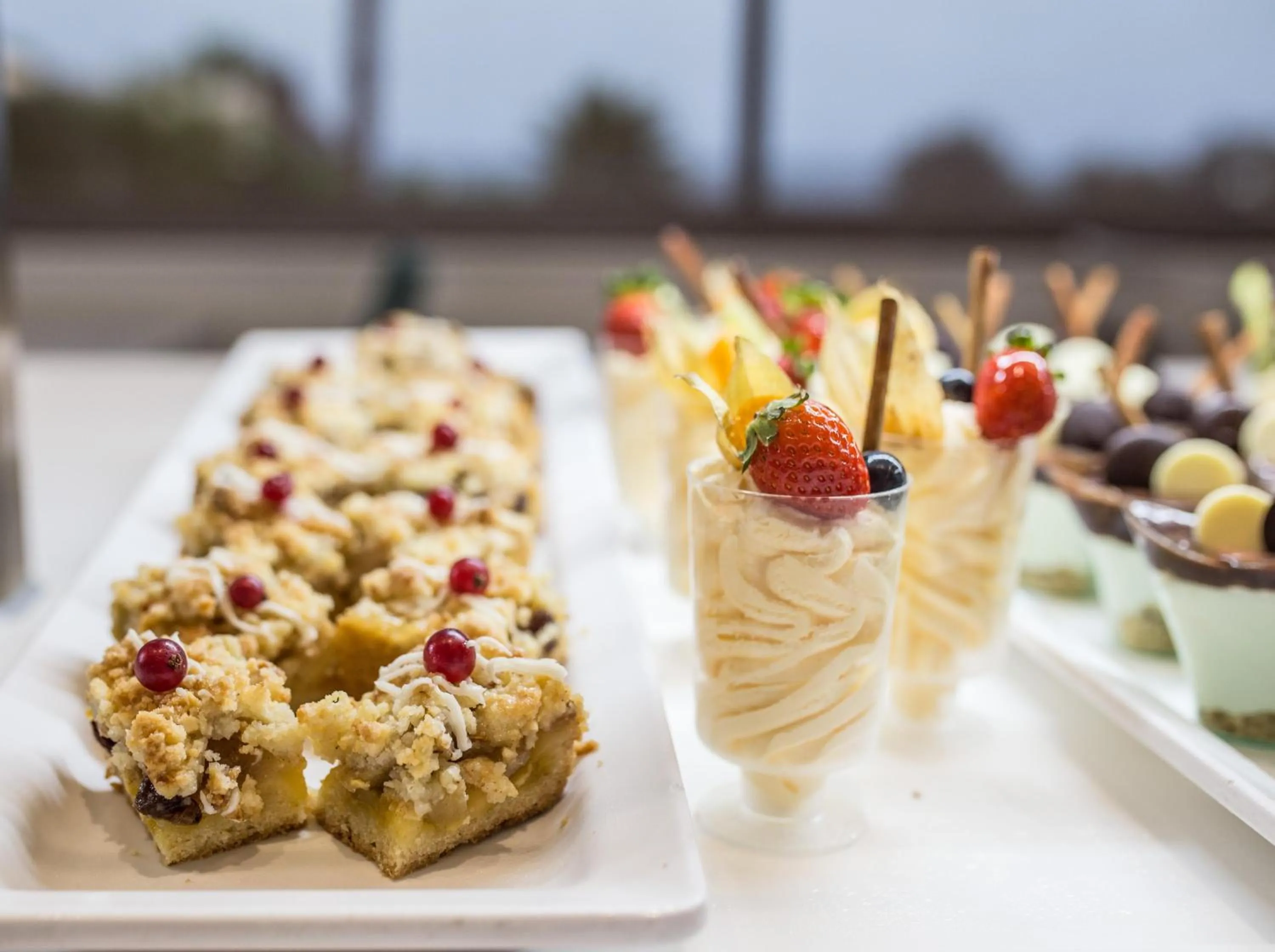 Restaurant/places to eat in The Views Oasis