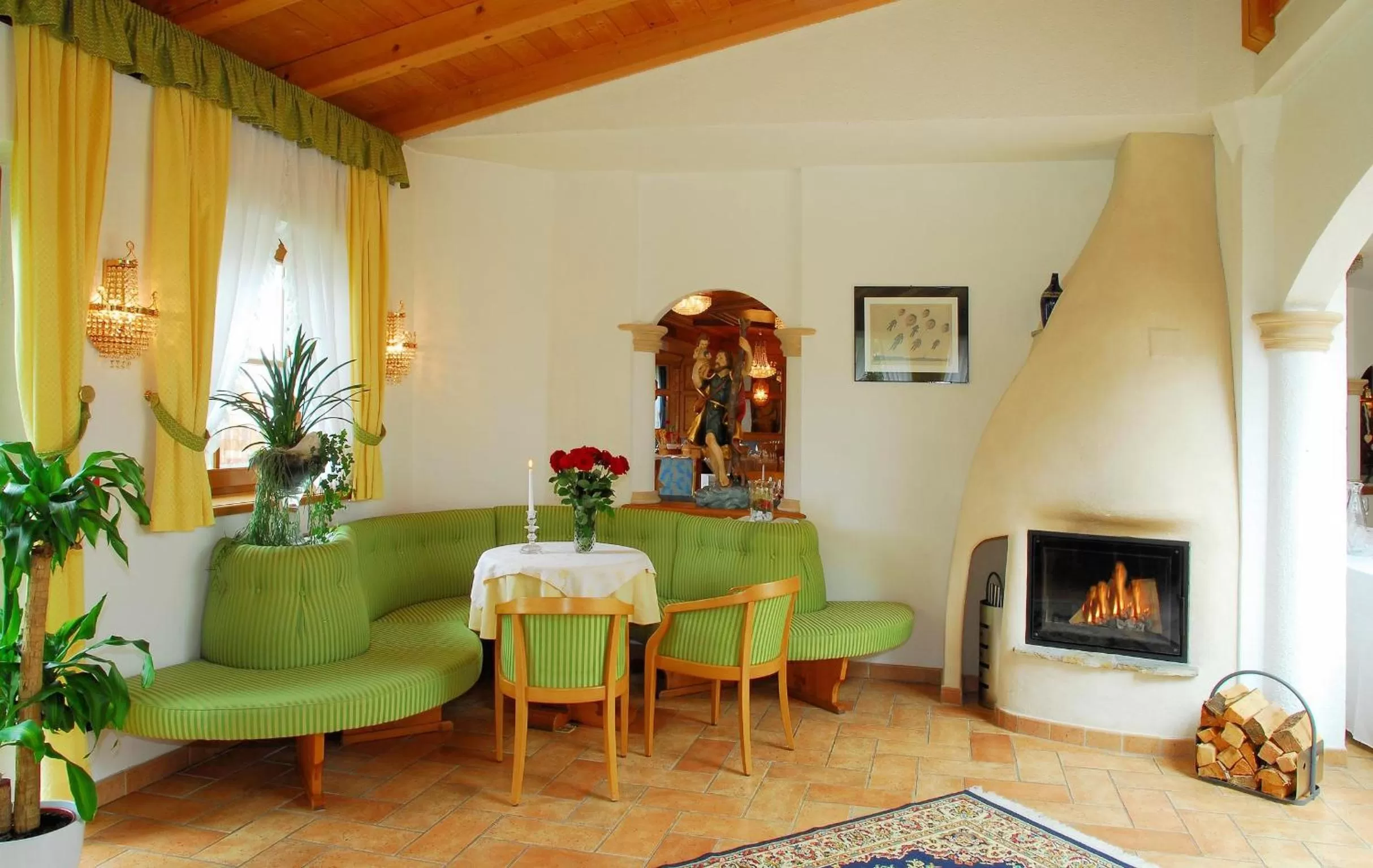 Lobby or reception in Santeshotel