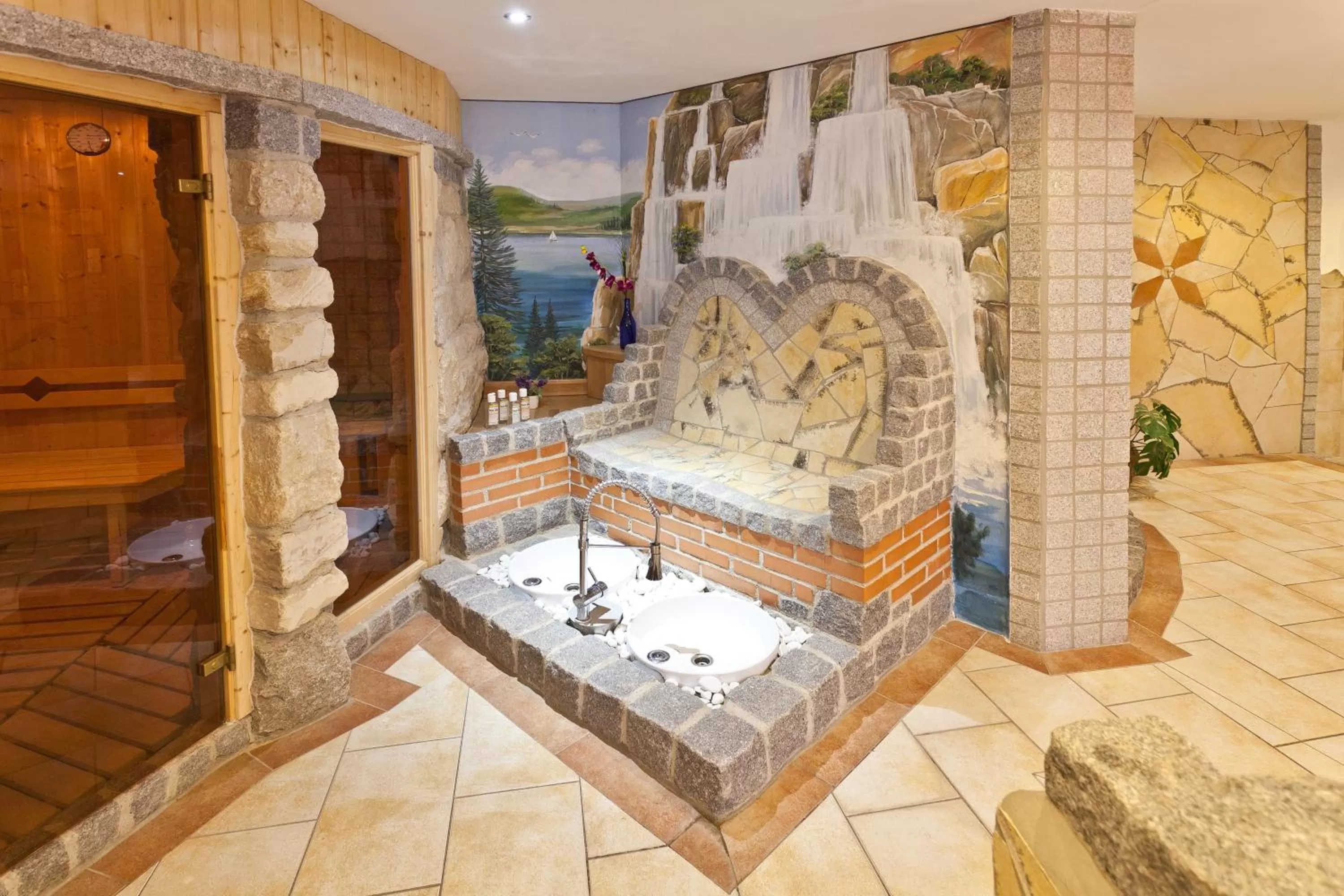 Spa and wellness centre/facilities in Seebauer-Hotel Die Ente von Wassertrüdingen