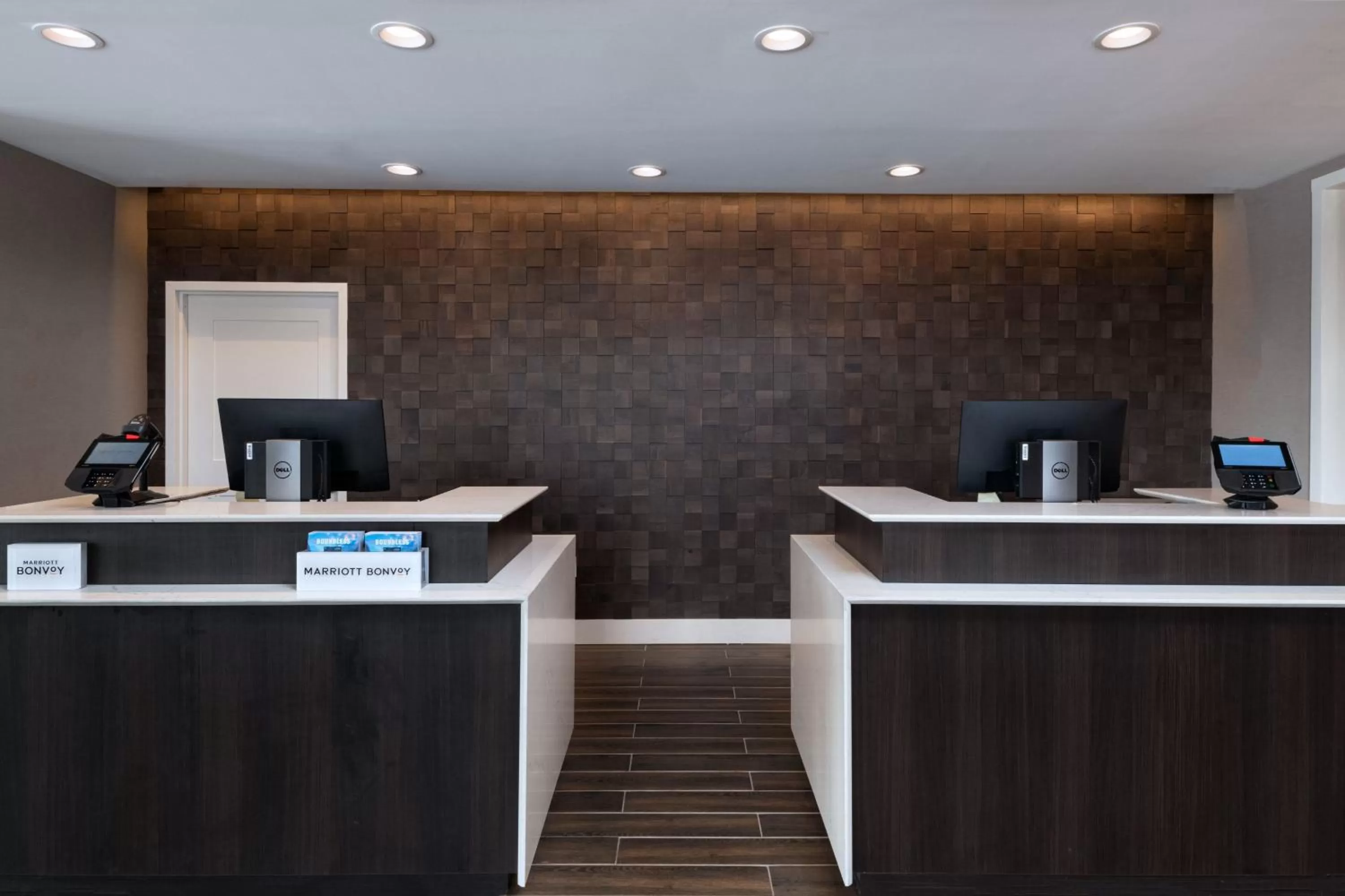 Lobby or reception in Residence Inn New Brunswick Tower Center Blvd.