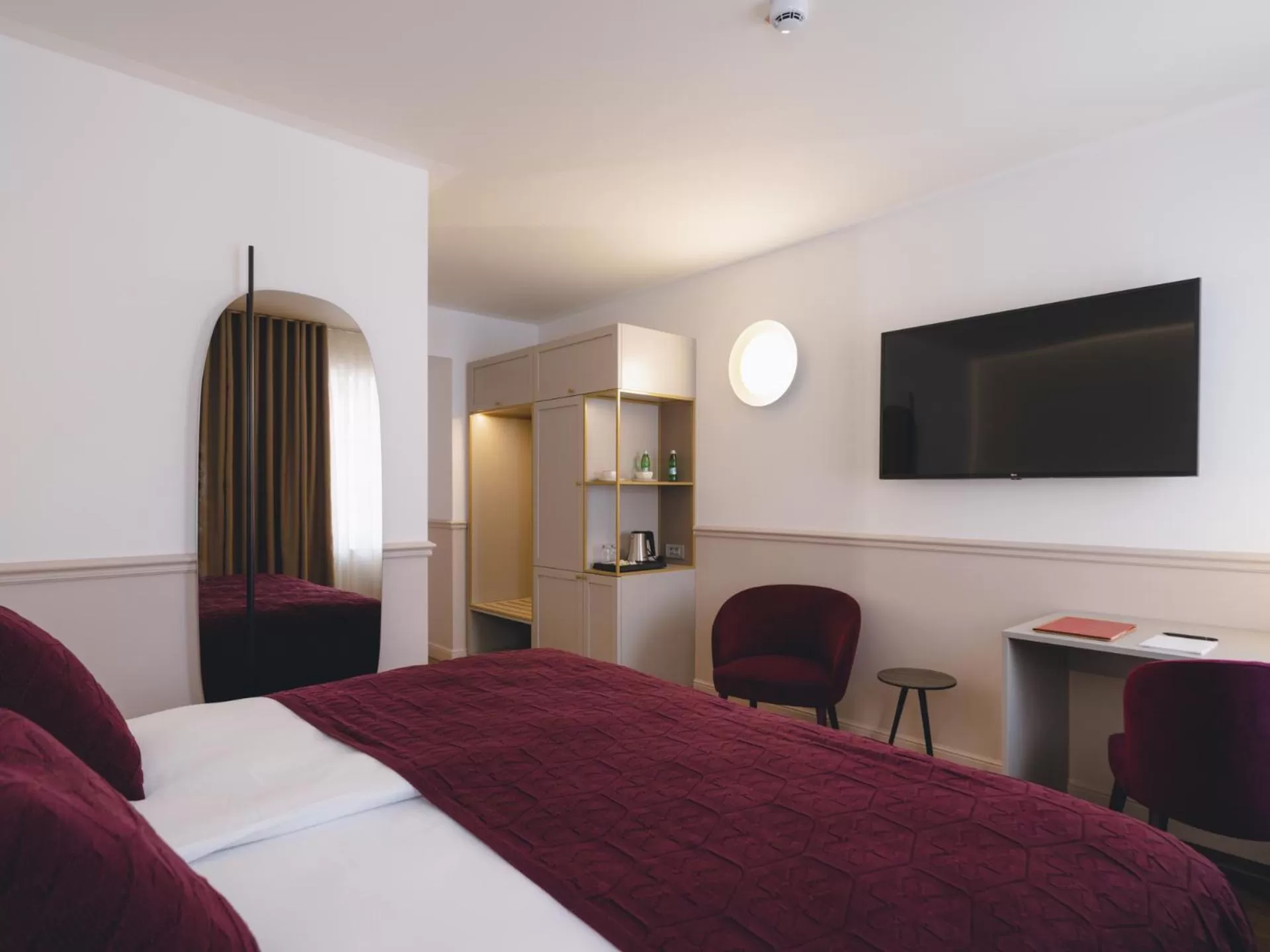 Double Room with Old Town View - single occupancy in Hotel Heritage