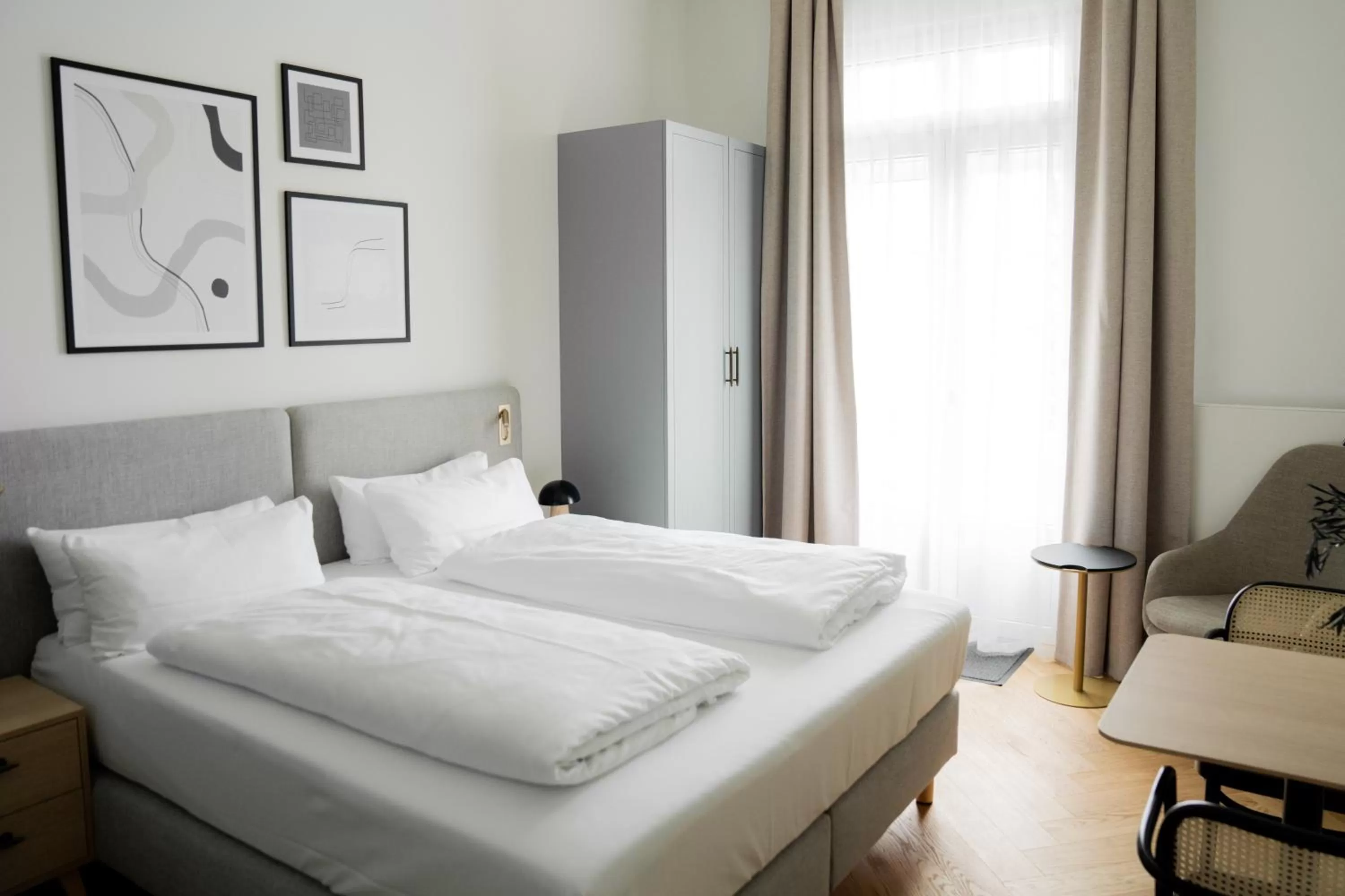 Bedroom, Bed in Bob W Lübeck Old Town