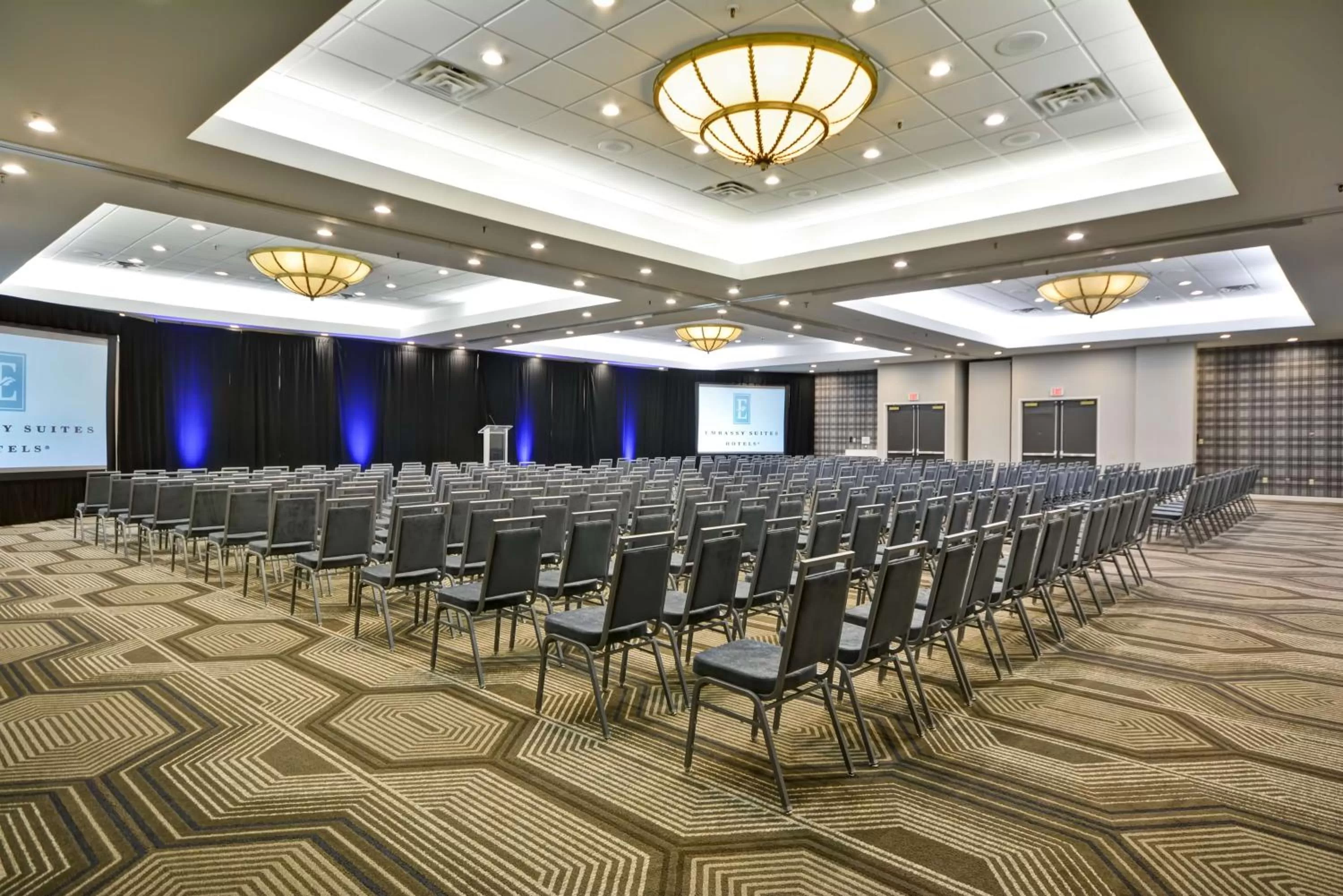 Meeting/conference room in Embassy Suites Charlotte