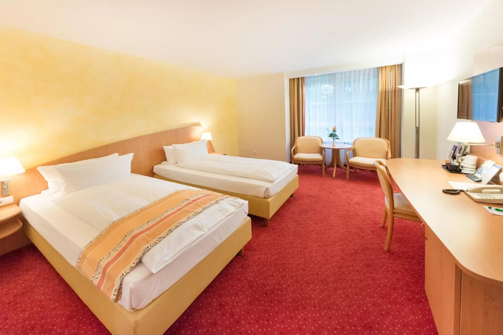 Photo of the whole room, Bed in Hotel Alarun