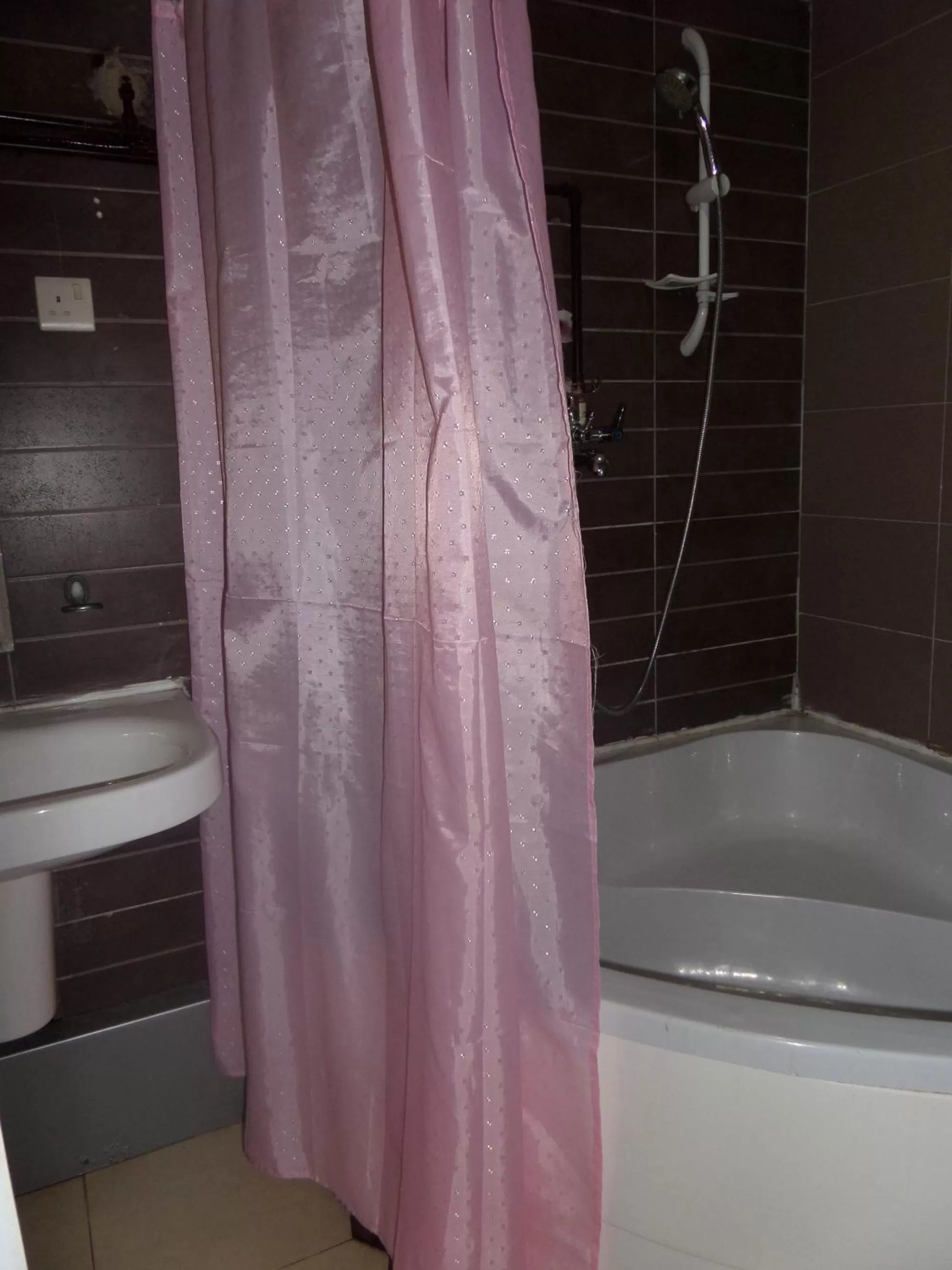 Shower in TheoDawn Hotels @ Suite 29