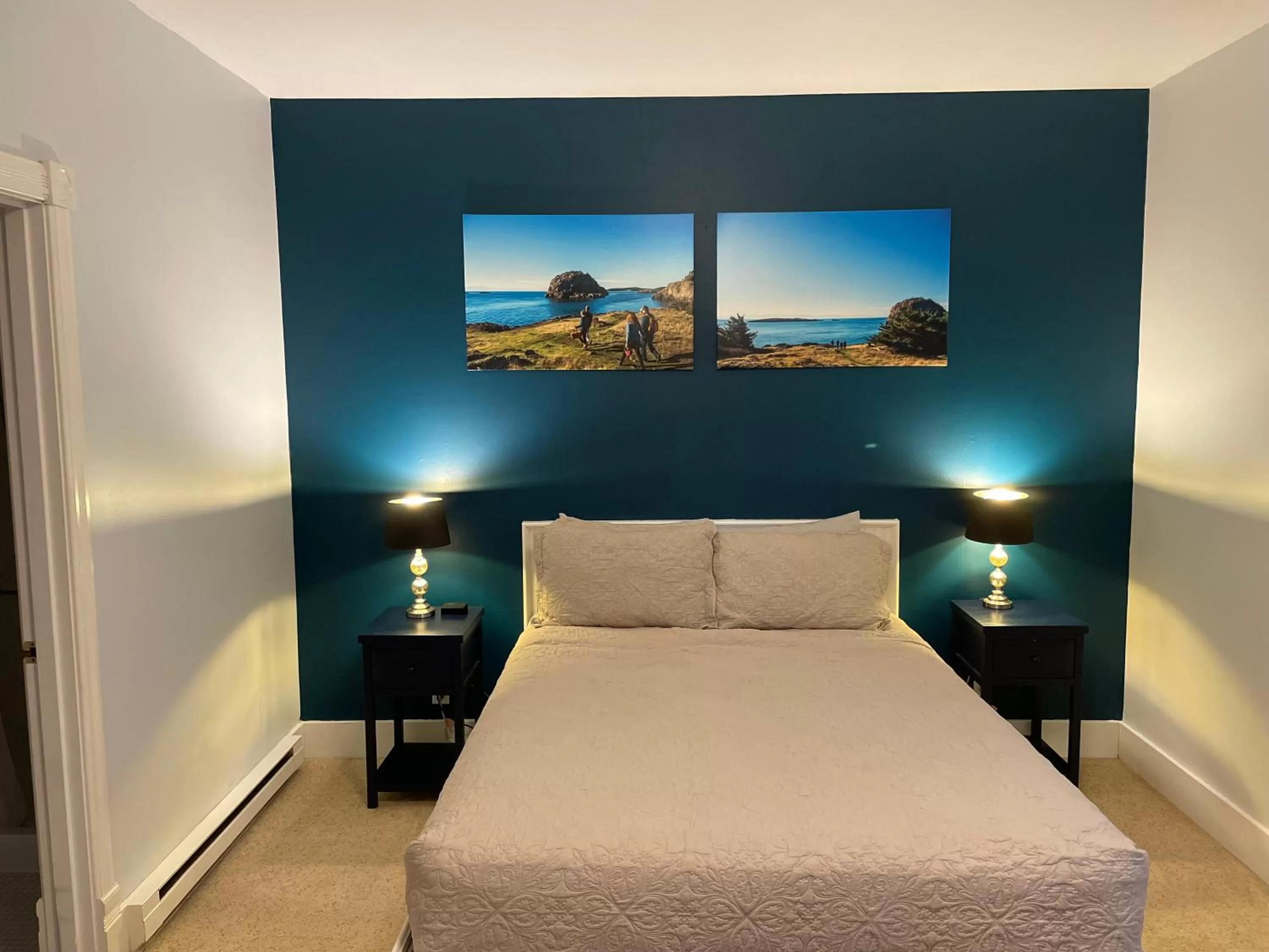 Bed in The Edenwild Boutique Inn