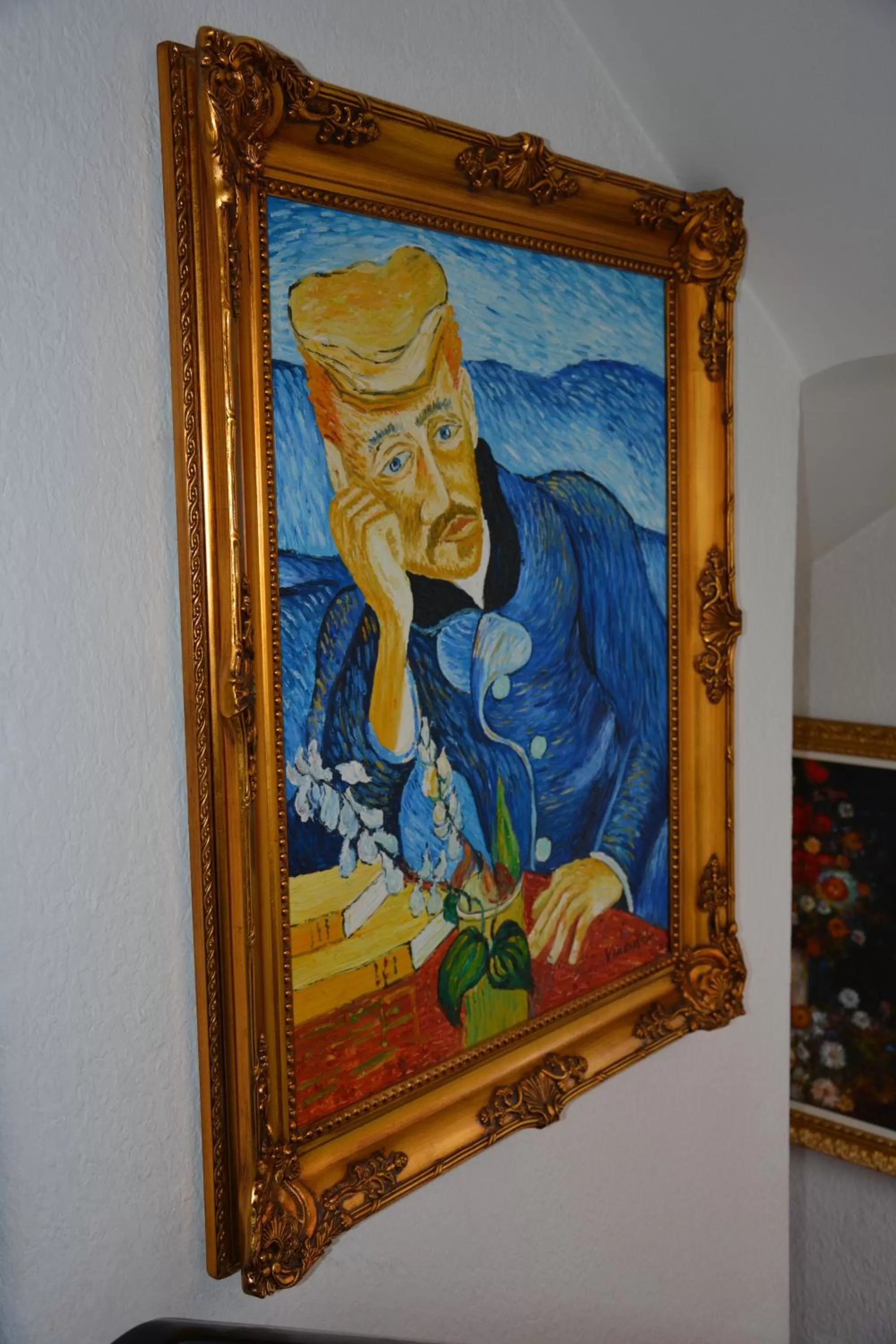 Decorative detail in Hotel Dischma - FREE BUS AND TRAIN TICKET