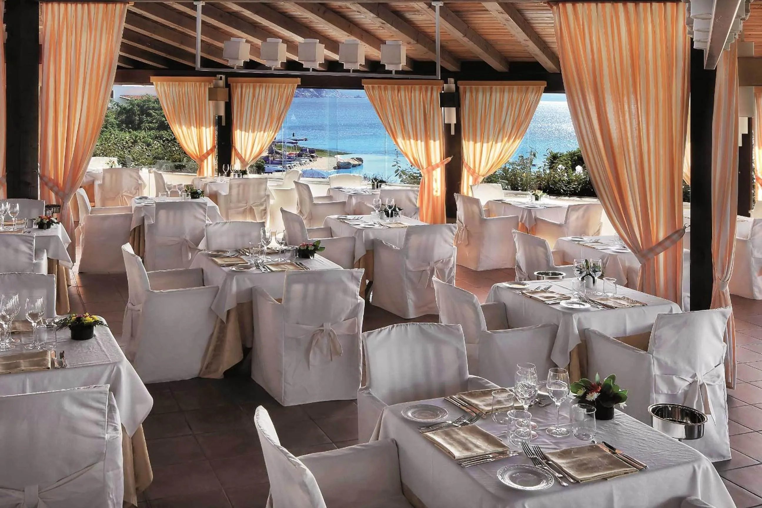 Restaurant/places to eat in COLONNA GRAND HOTEL CAPO TESTA, a Colonna Luxury Beach Hotel, Santa Teresa Sardegna