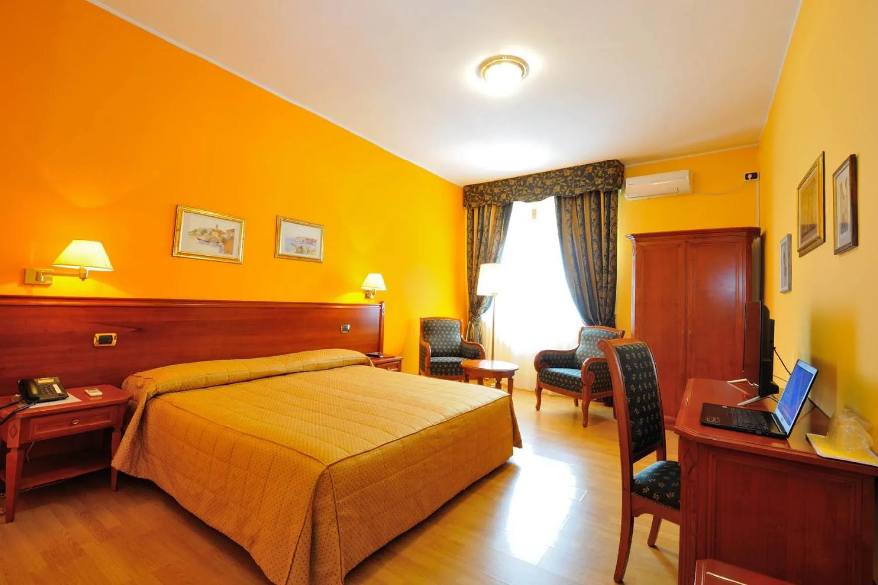 Photo of the whole room, Bed in Hotel Il Vigneto