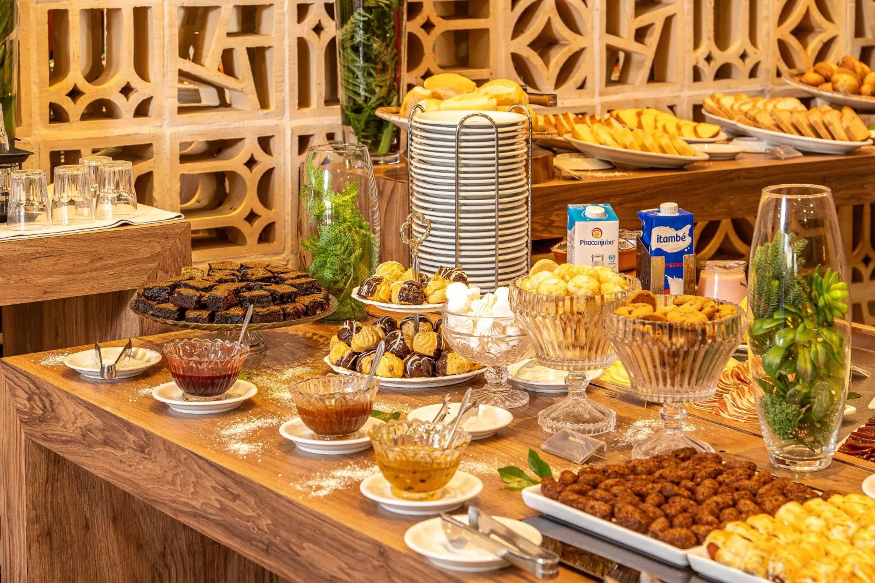 Breakfast in Ucayali Hotel