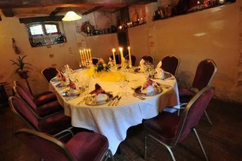 Restaurant/places to eat in Flair Hotel Deutsches Haus