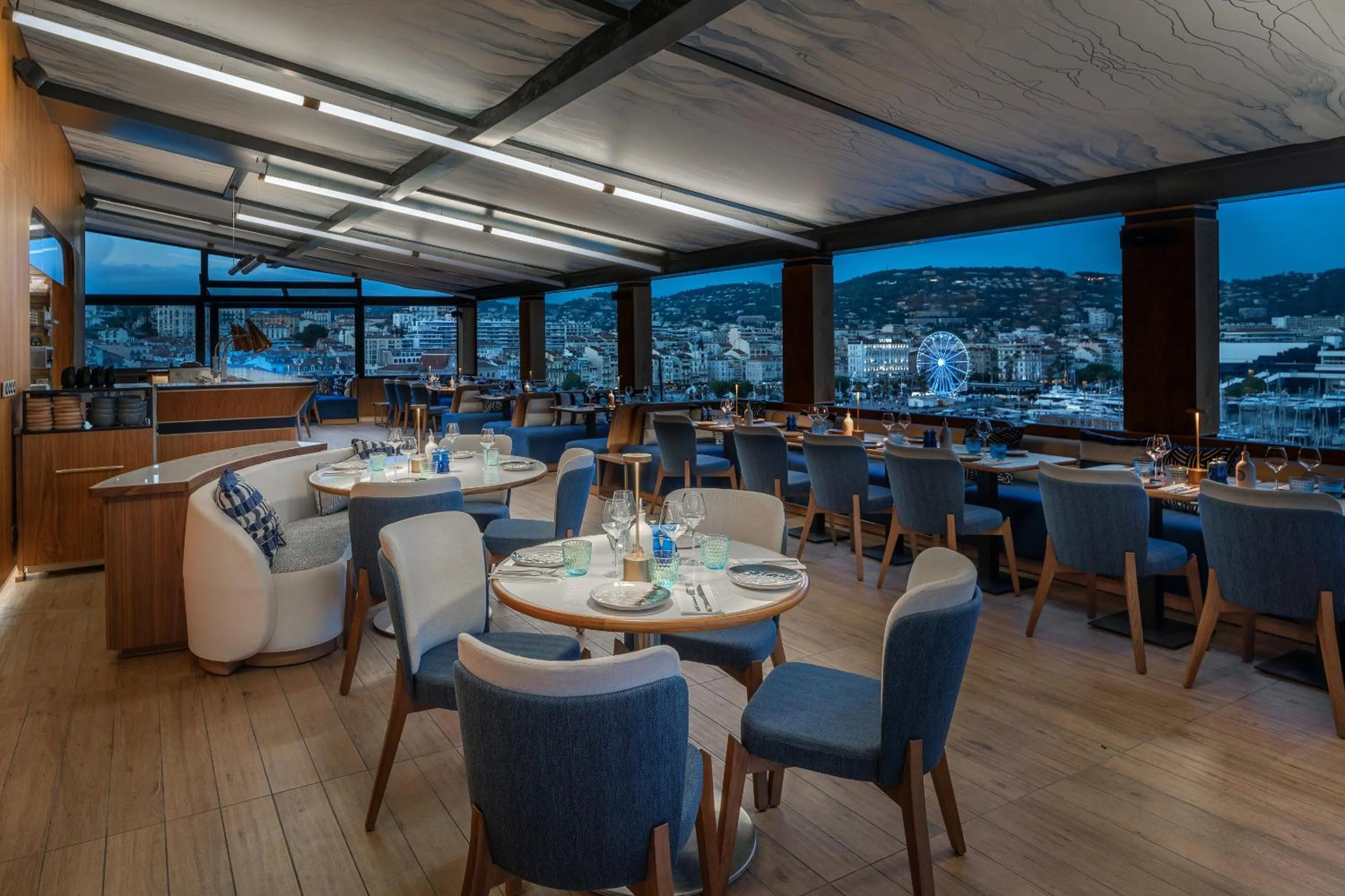 Restaurant/places to eat in Canopy by Hilton Cannes
