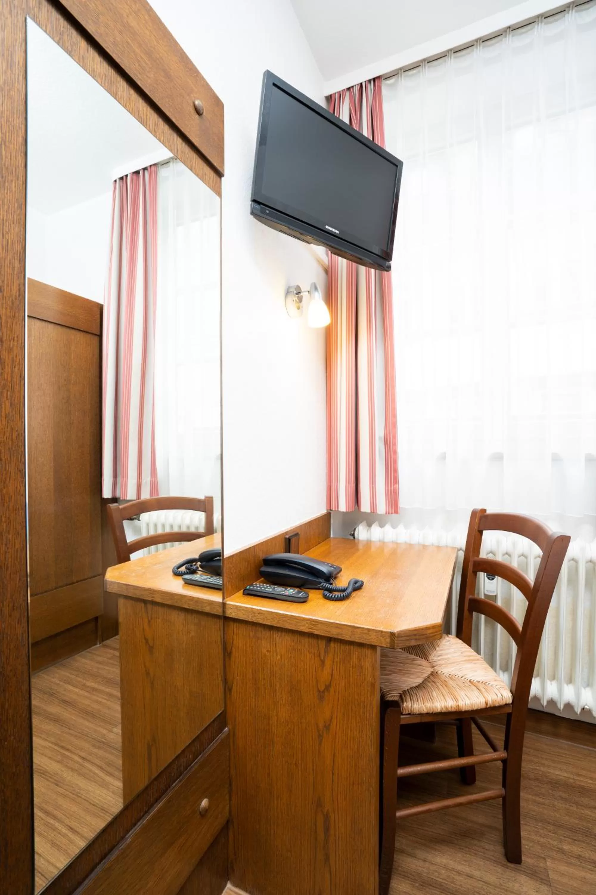 TV and multimedia in Hotel Alt Bamberg