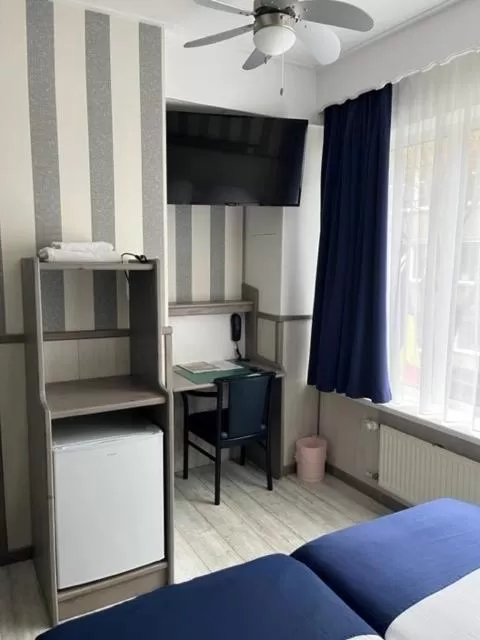 Budget Double or Twin Room in Hotel Breitner