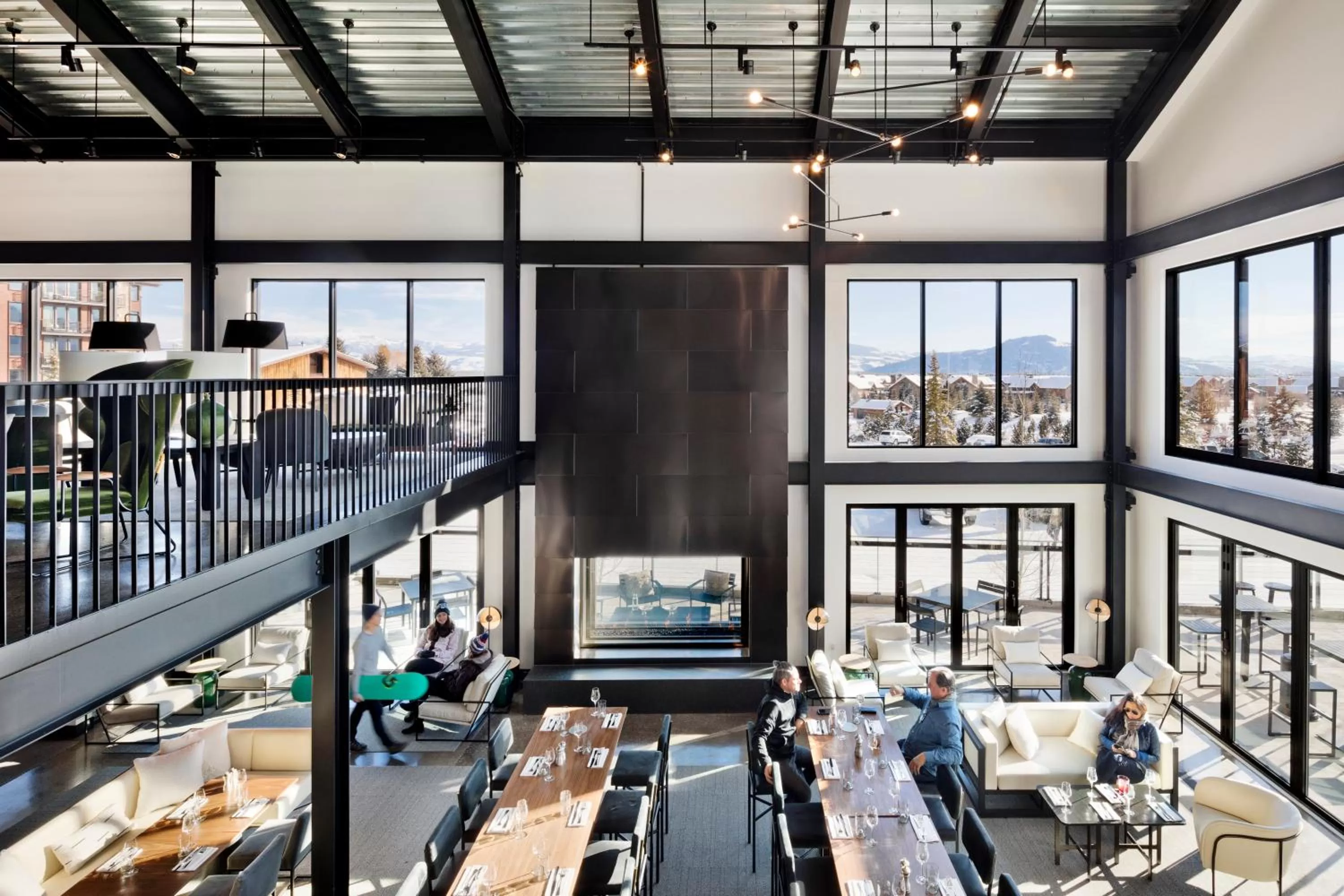 Restaurant/places to eat in Continuum Hotel