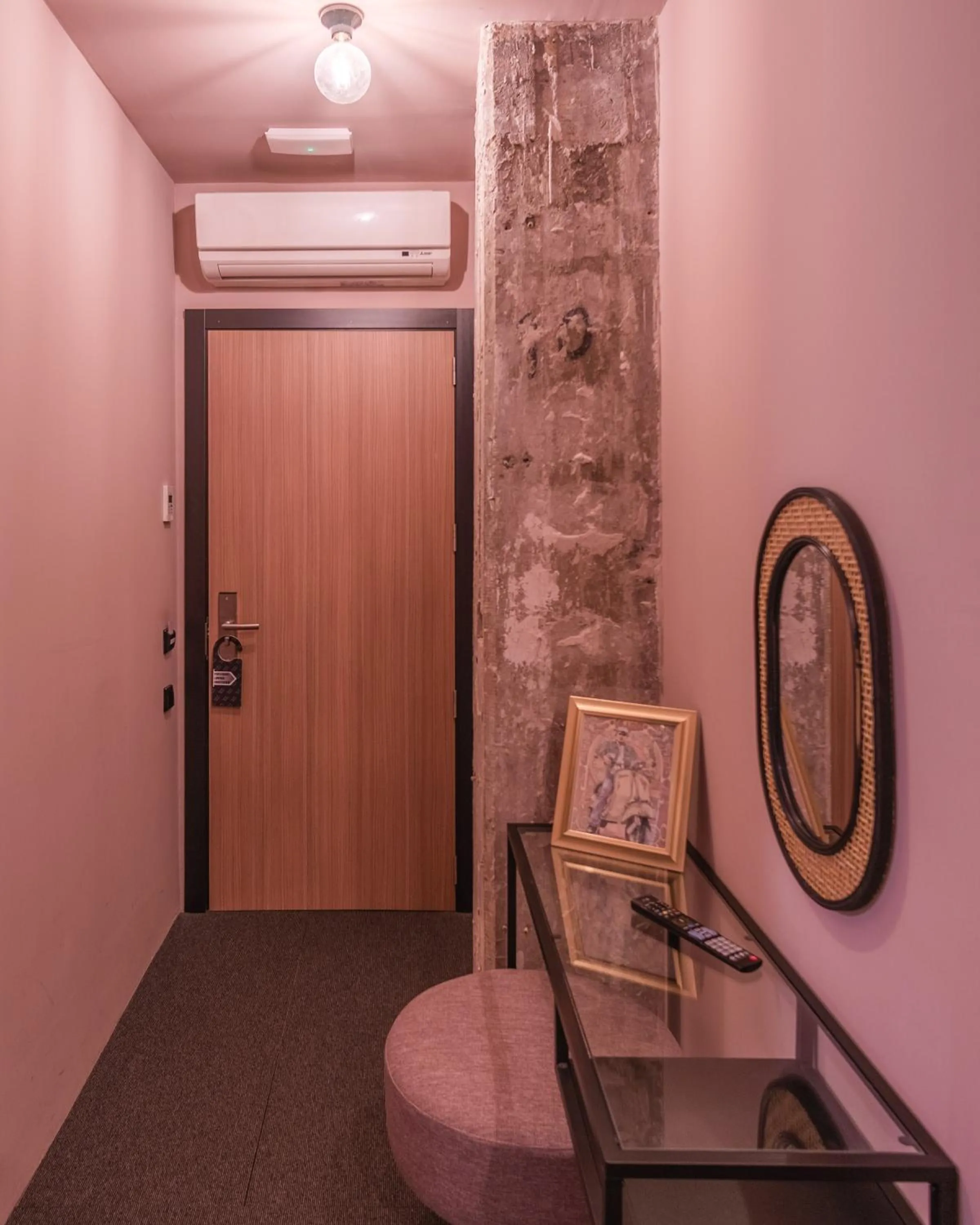 Seating area in Hografic Hotel