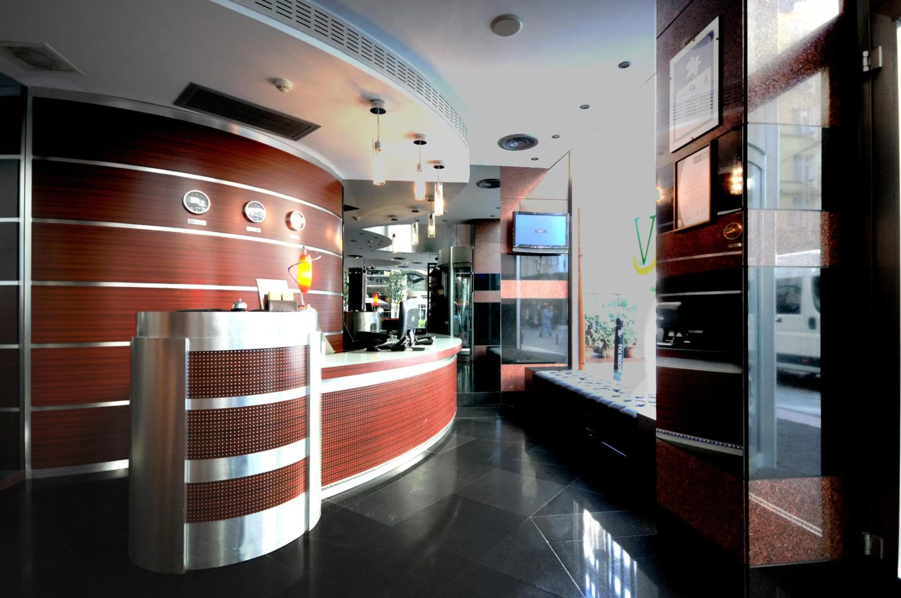 Lobby or reception in SV Business Hotel Taksim