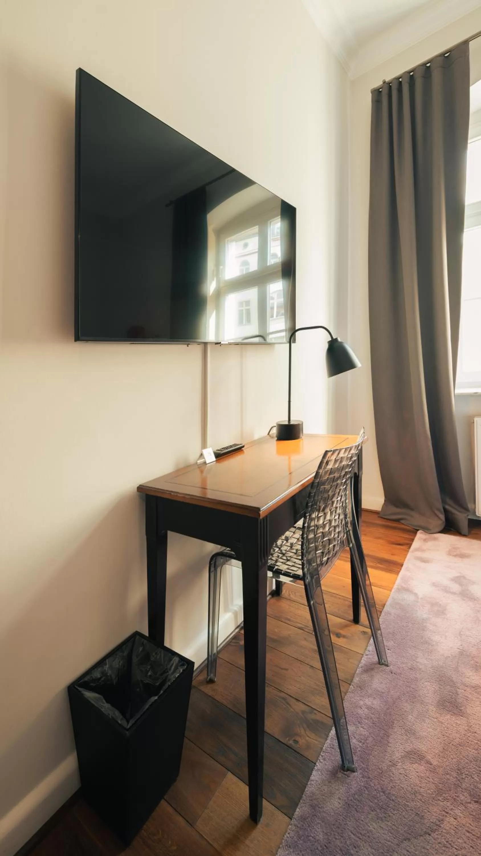 Bedroom in Bob W Berlin Mitte