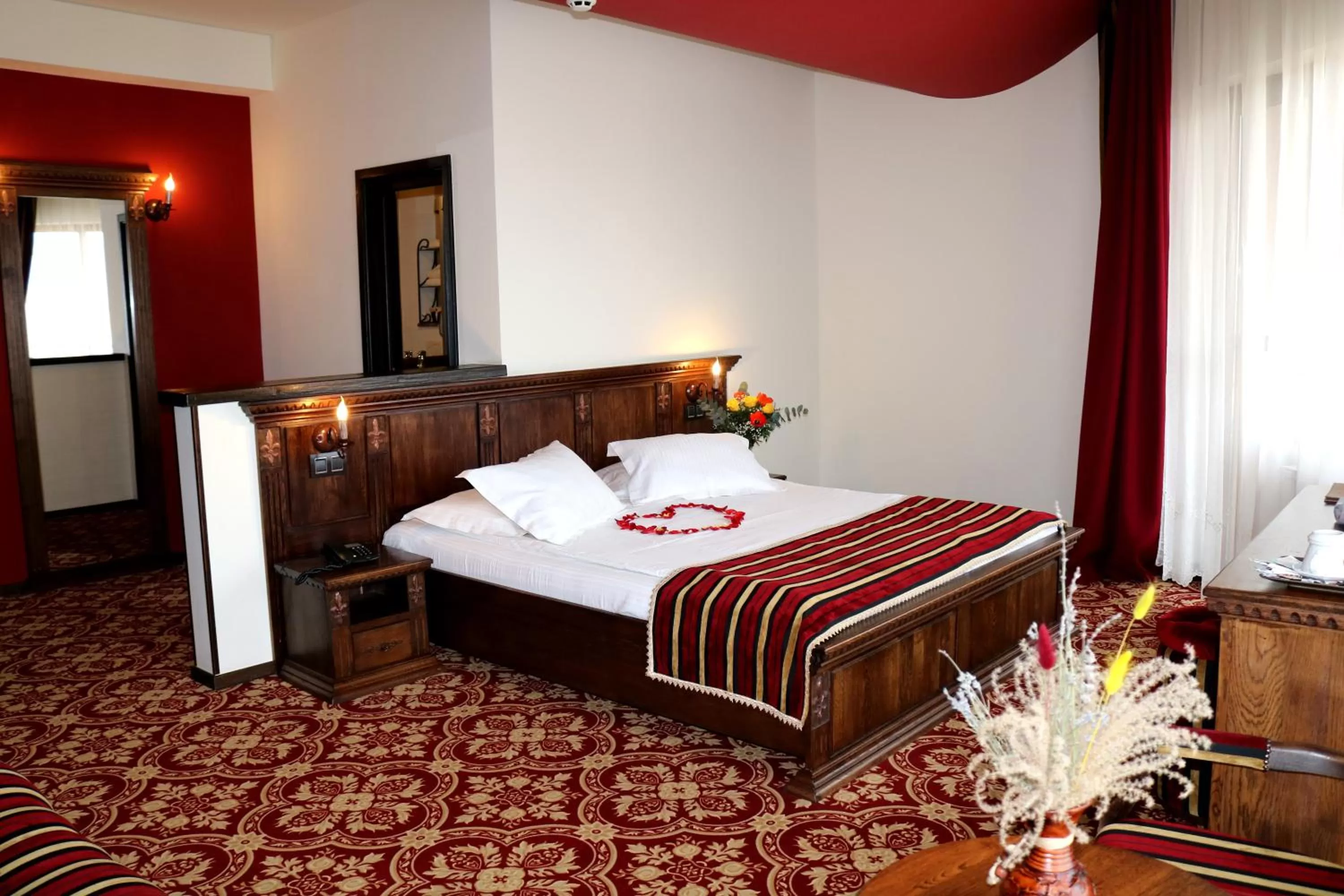Photo of the whole room, Bed in Castel Transilvania