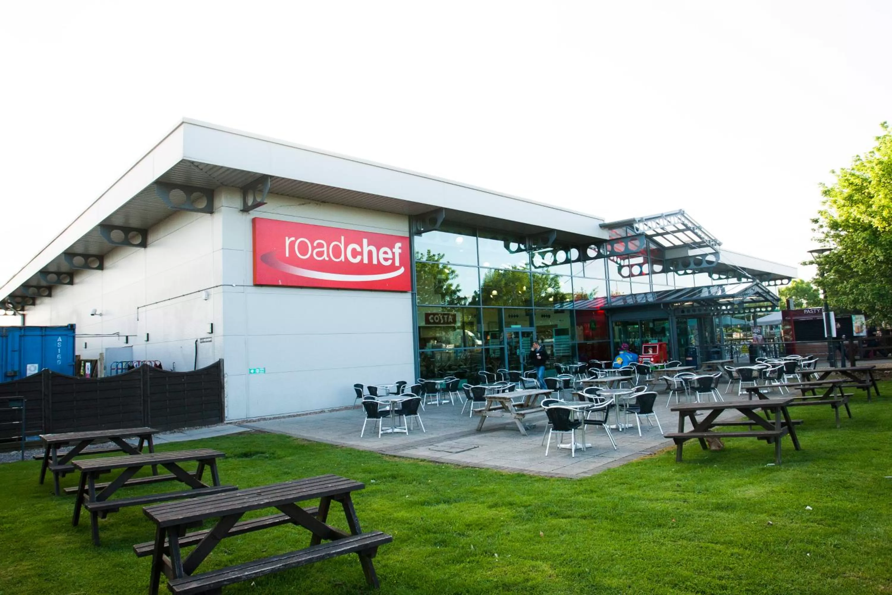 Restaurant/places to eat in Days Inn Tewkesbury