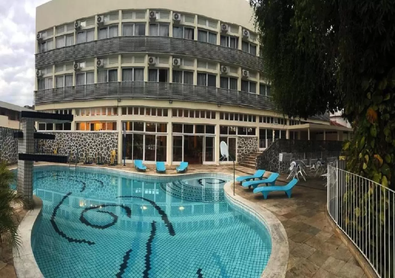Swimming pool in Hotel Cataguases