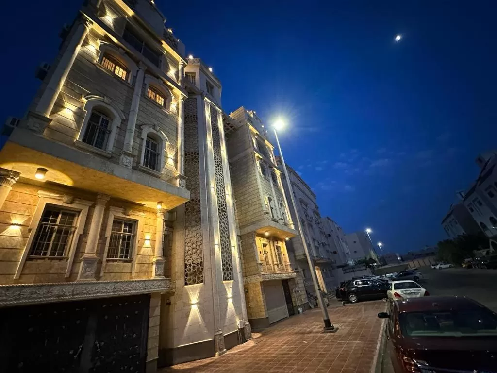 Property Building in Mnara-AlMadinah