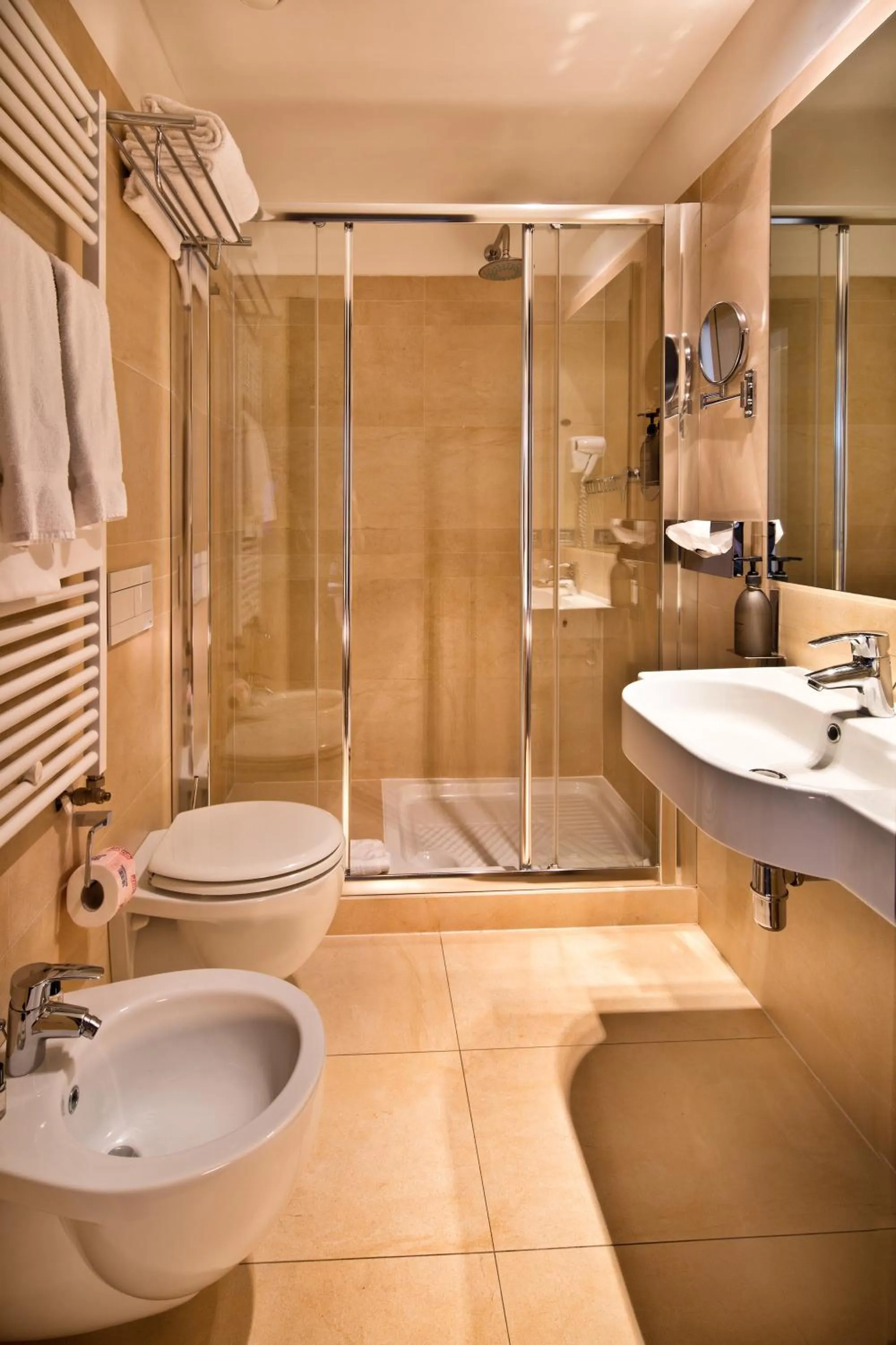 Bathroom in TH Assisi - Hotel Cenacolo