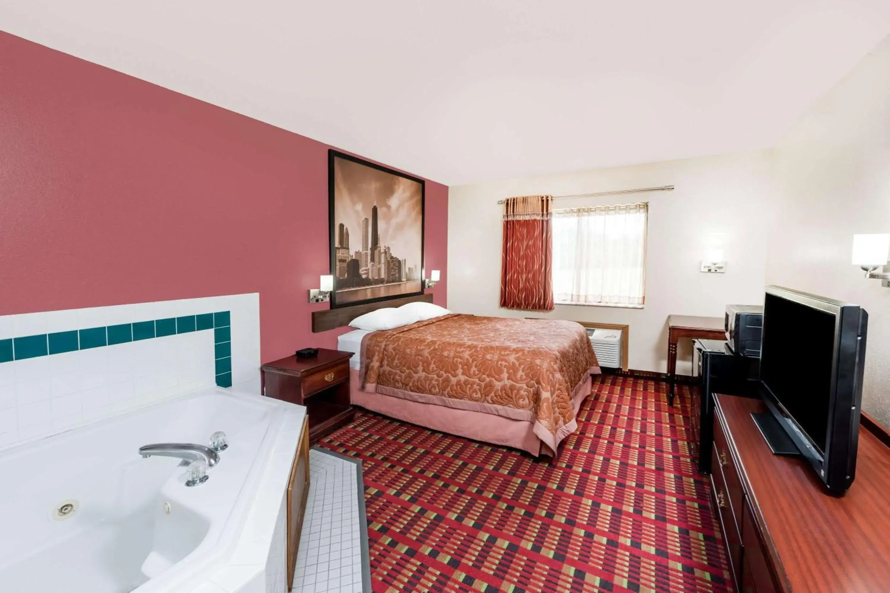 Queen Studio Suite - Non-Smoking in Super 8 by Wyndham Paris IL Queen Studio Suite - Non-Smoking in Super 8 by Wyndham Paris IL