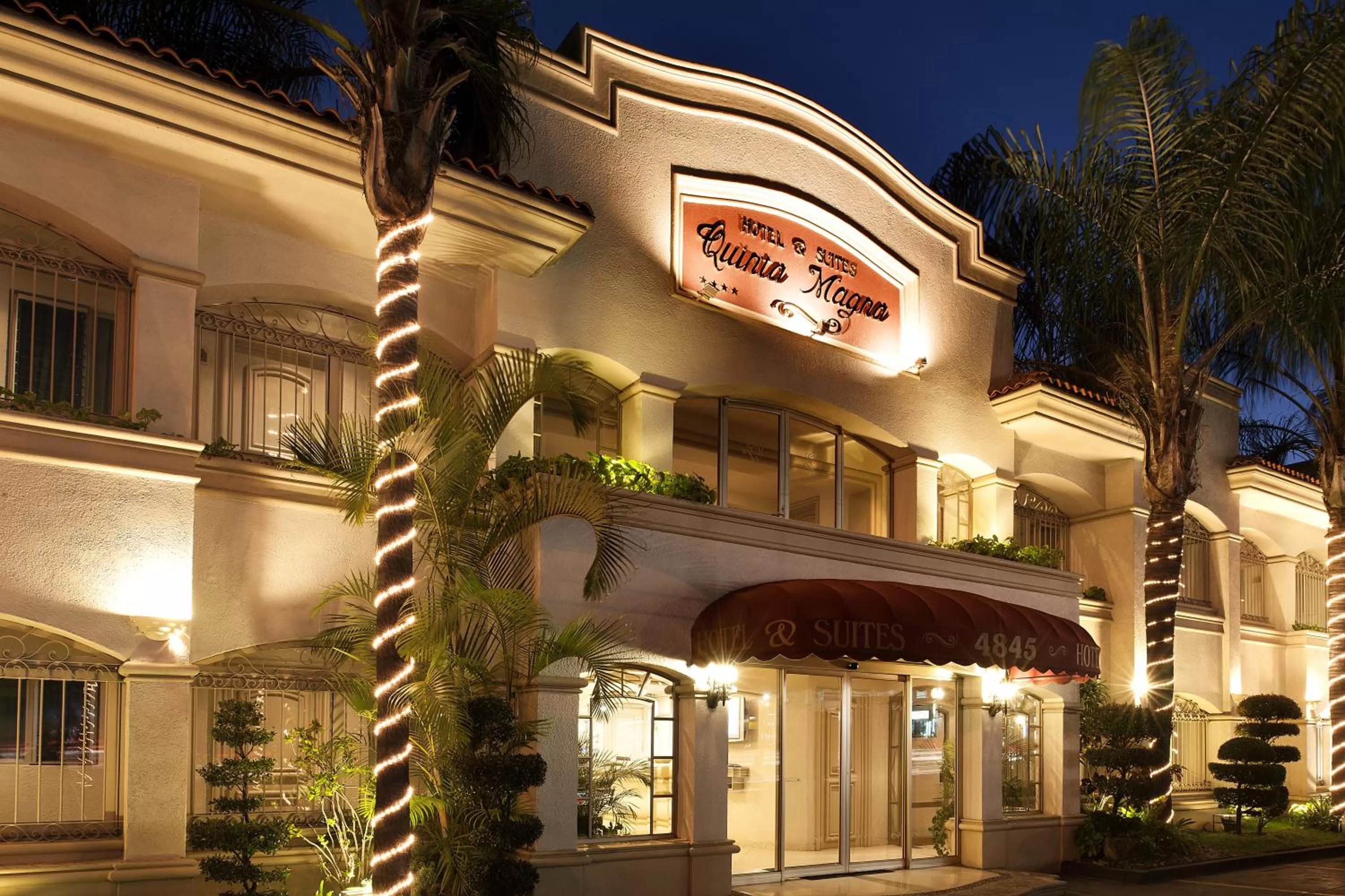 Facade/entrance in Hotel & Suites Quinta Magna