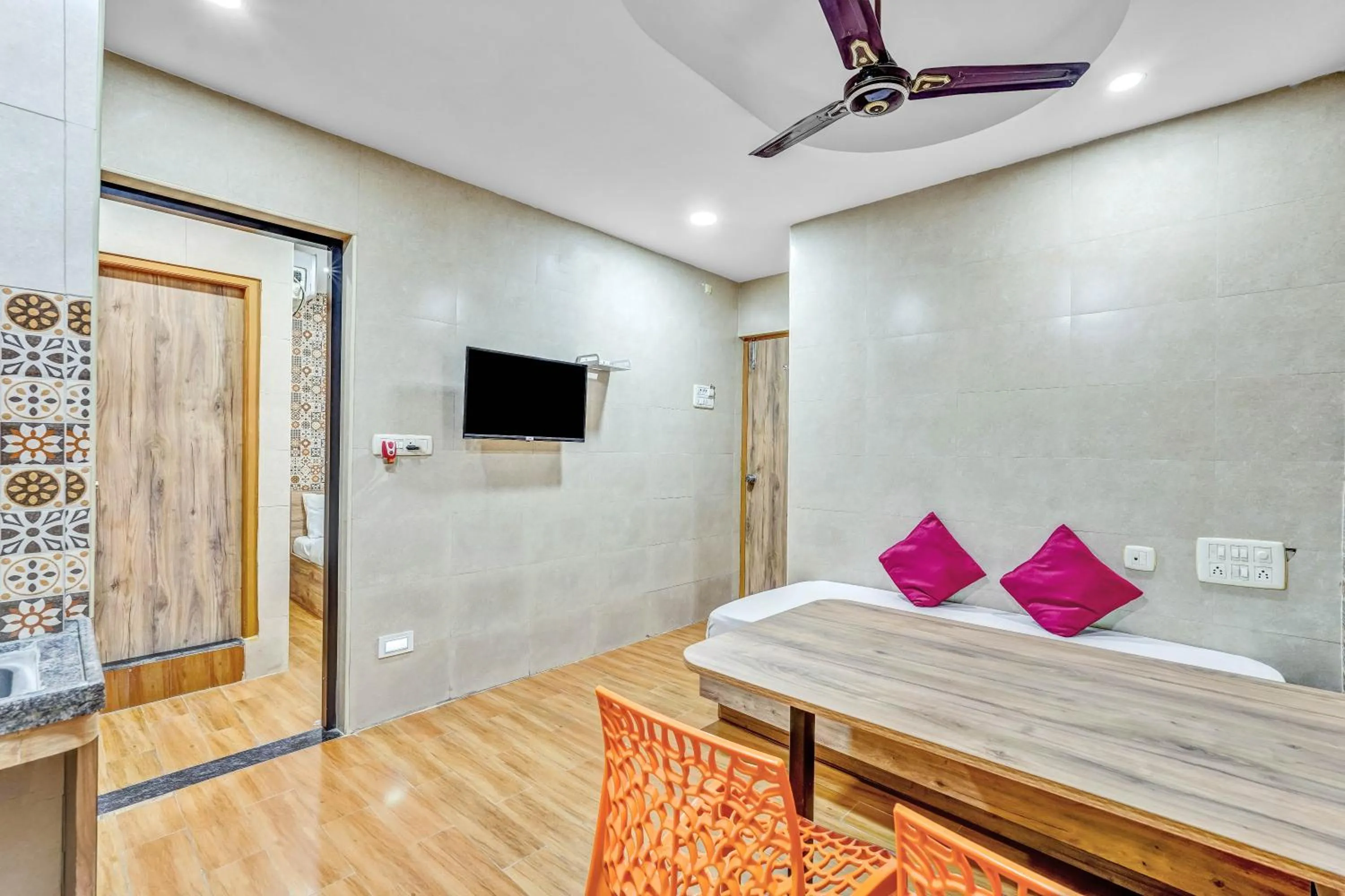 Property building in Season 4 Residences - Teynampet Near Apollo Hospital ,Balaji Dental, US Consulate