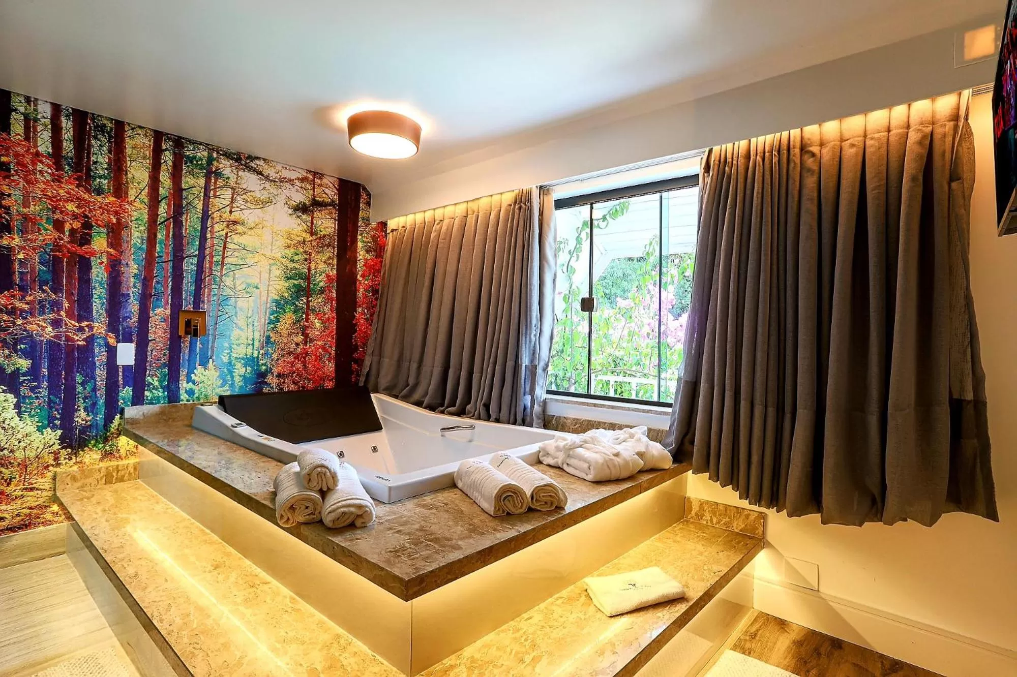 Bathroom, Bed in Caminho das Pedras Pousada de Charme