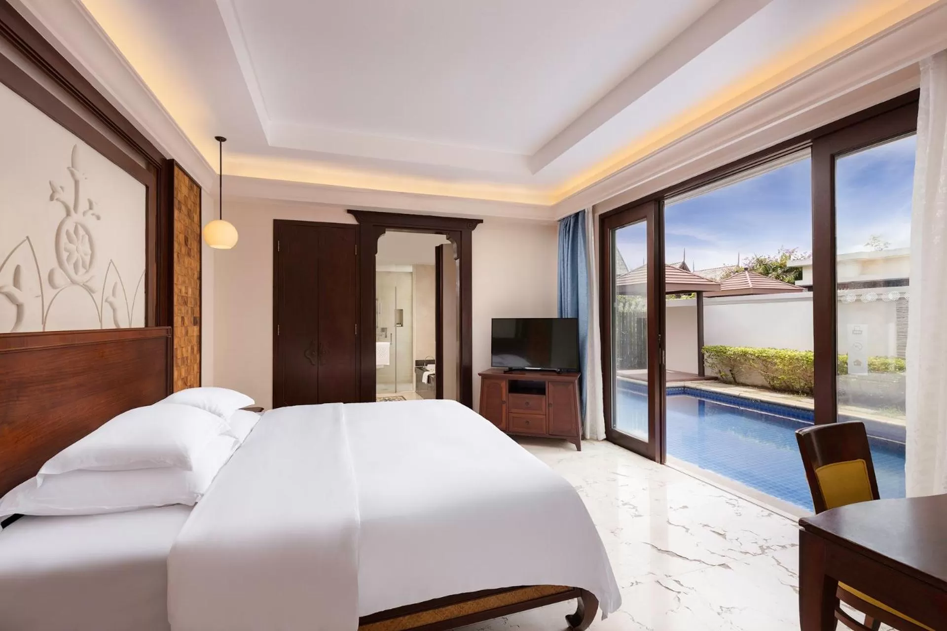 Property building, Bed in Pullman Sanya Yalong Bay Villas & Resort