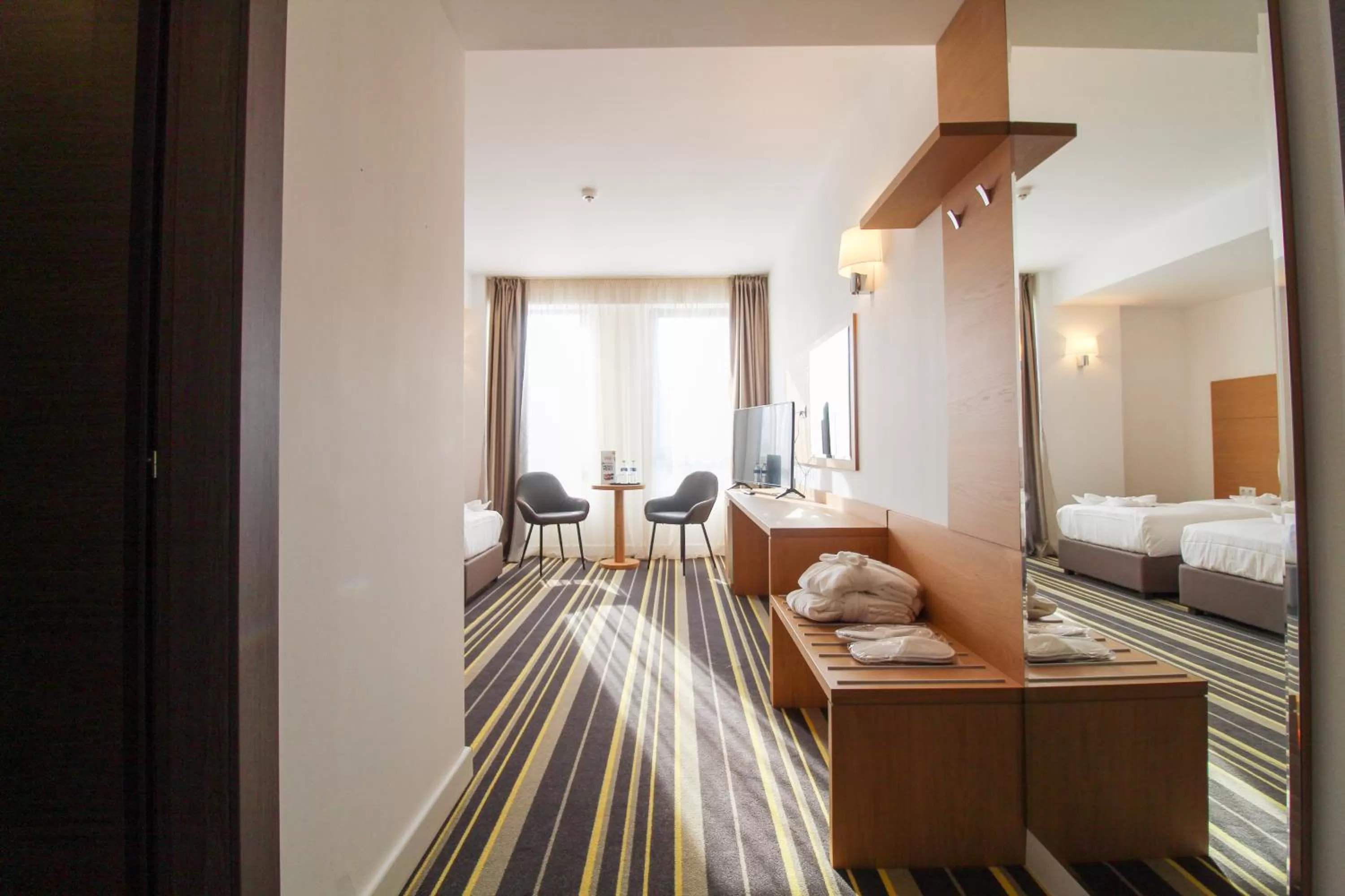 Photo of the whole room, Bed in Hotel Avenue - Avenue Hotels