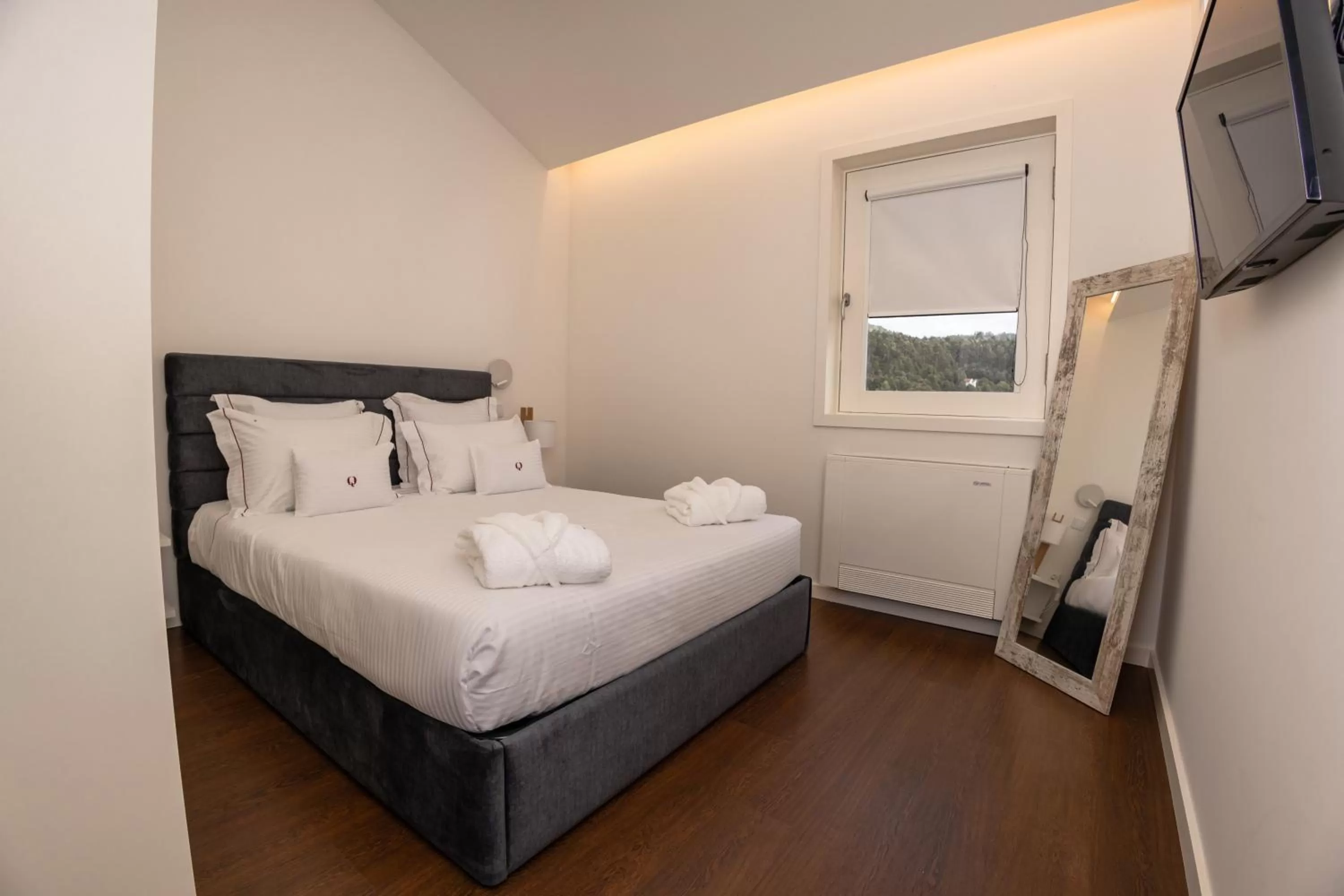 Bed in Quinta da Corredoura, Hotel Rural