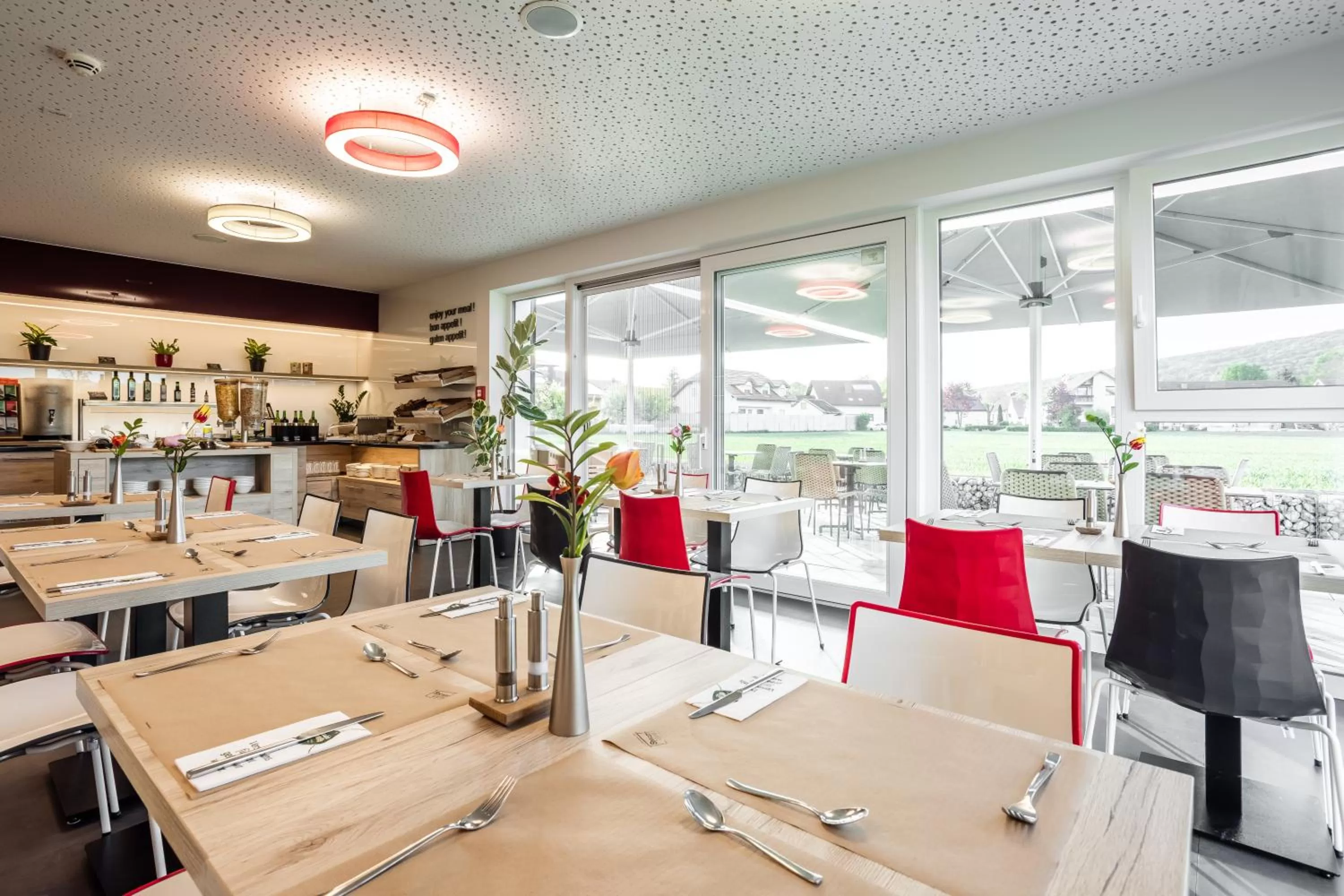 Buffet breakfast in Hotel Smart Liv'in