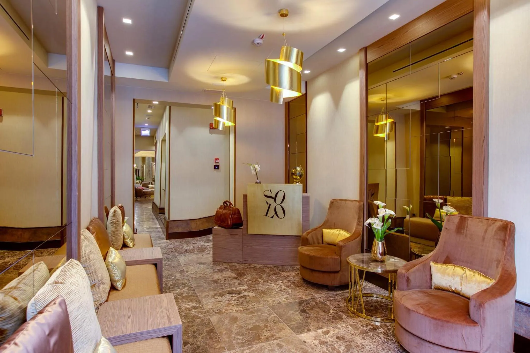 Lobby or reception in Solo Experience Hotel