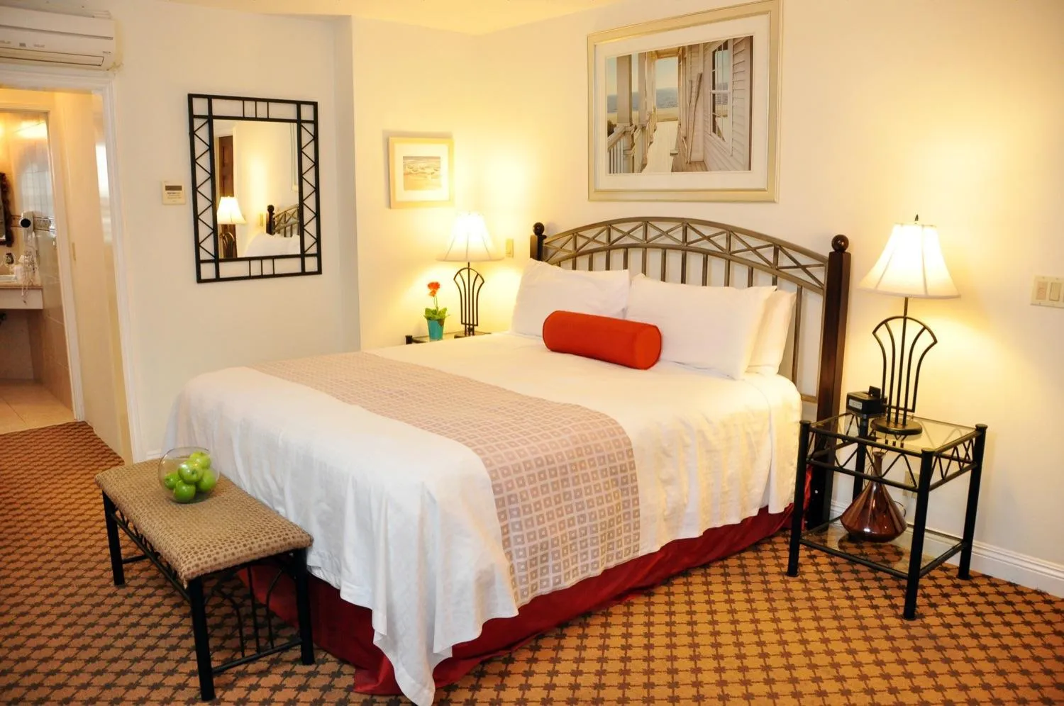 Bed in The Eagle Inn