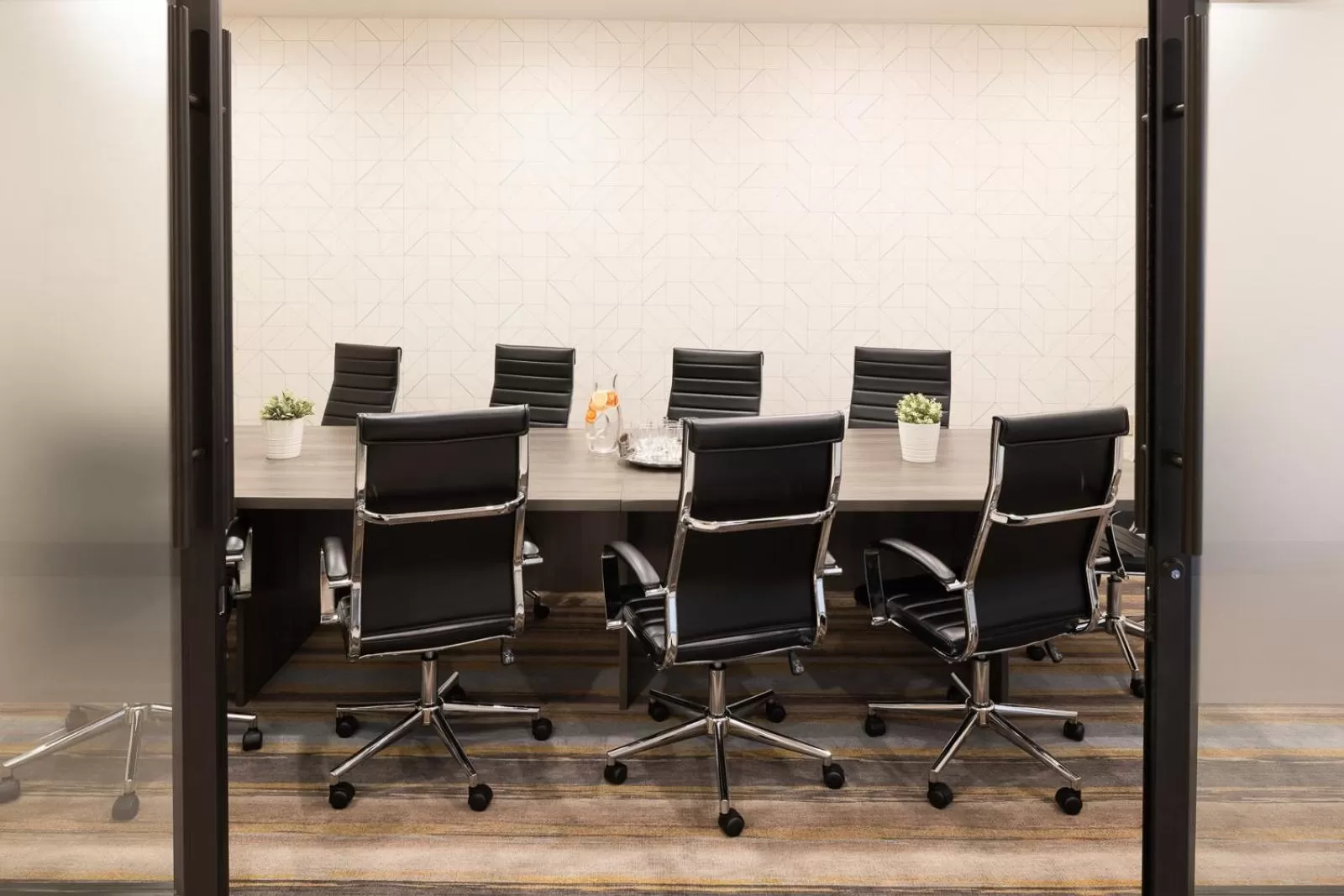 Meeting/conference room in Holiday Inn Santa Ana-Orange County Airport by IHG