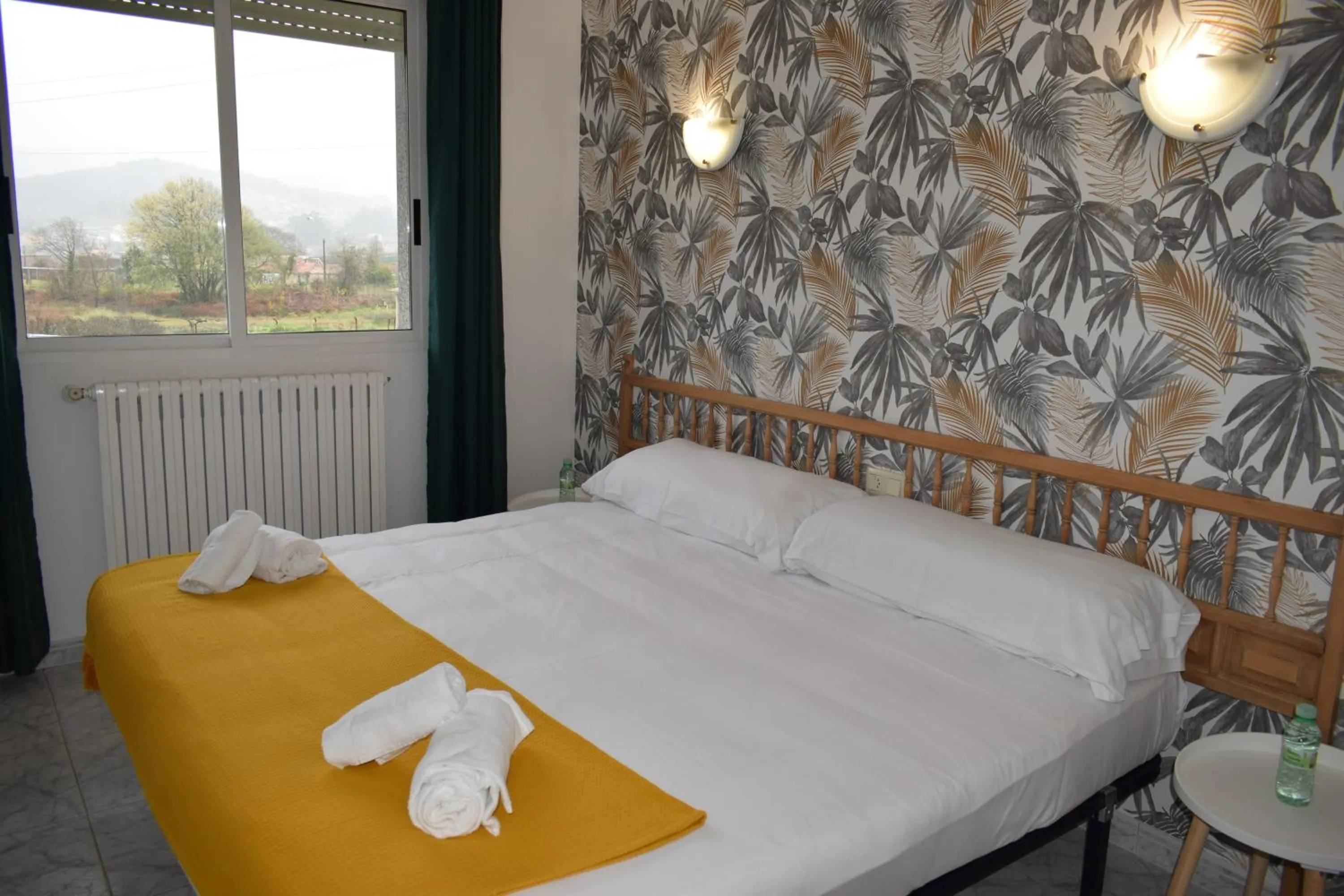 Bed in Hotel Xunca Blanca